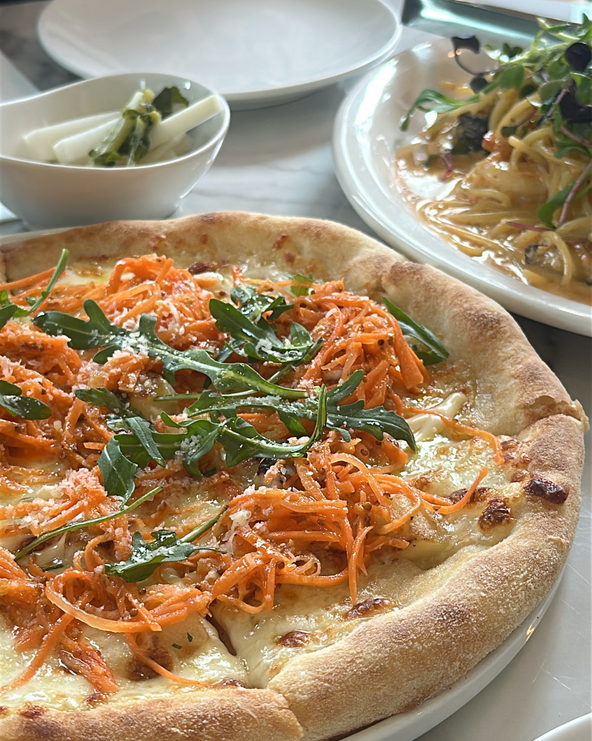 오늘 남자친구랑 데이트할 겸 방문해봤는데 진짜 너무 맛있게 먹었어요!! 들어오면서부터 주방