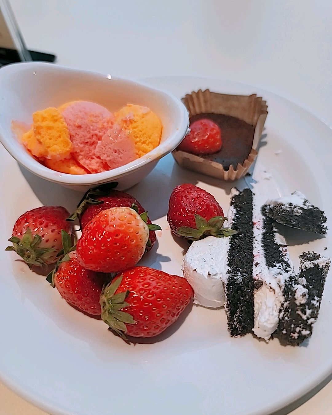 음식 골고루 많이 먹고 왔어요. - 다산 맛집 애슐리퀸즈 다산점