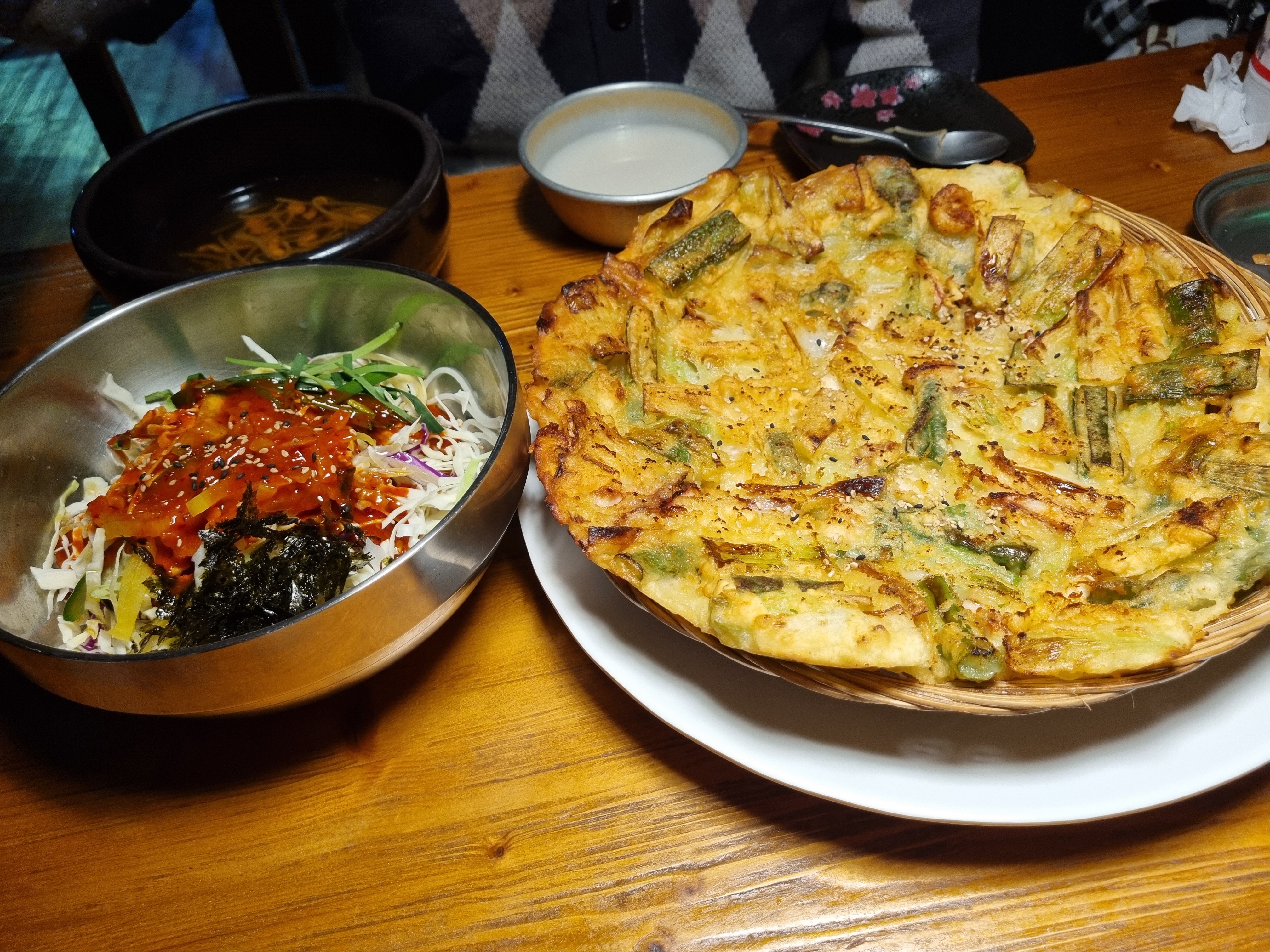 음식이 다 맛있어요^^♡♡ 양도 많고 너무 좋아요 - 불당동 맛집 대동국수 천안불당점