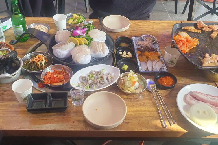 [을왕리 맛집 어심 고기랑회랑조개구이] 직접 가본 로컬 리뷰