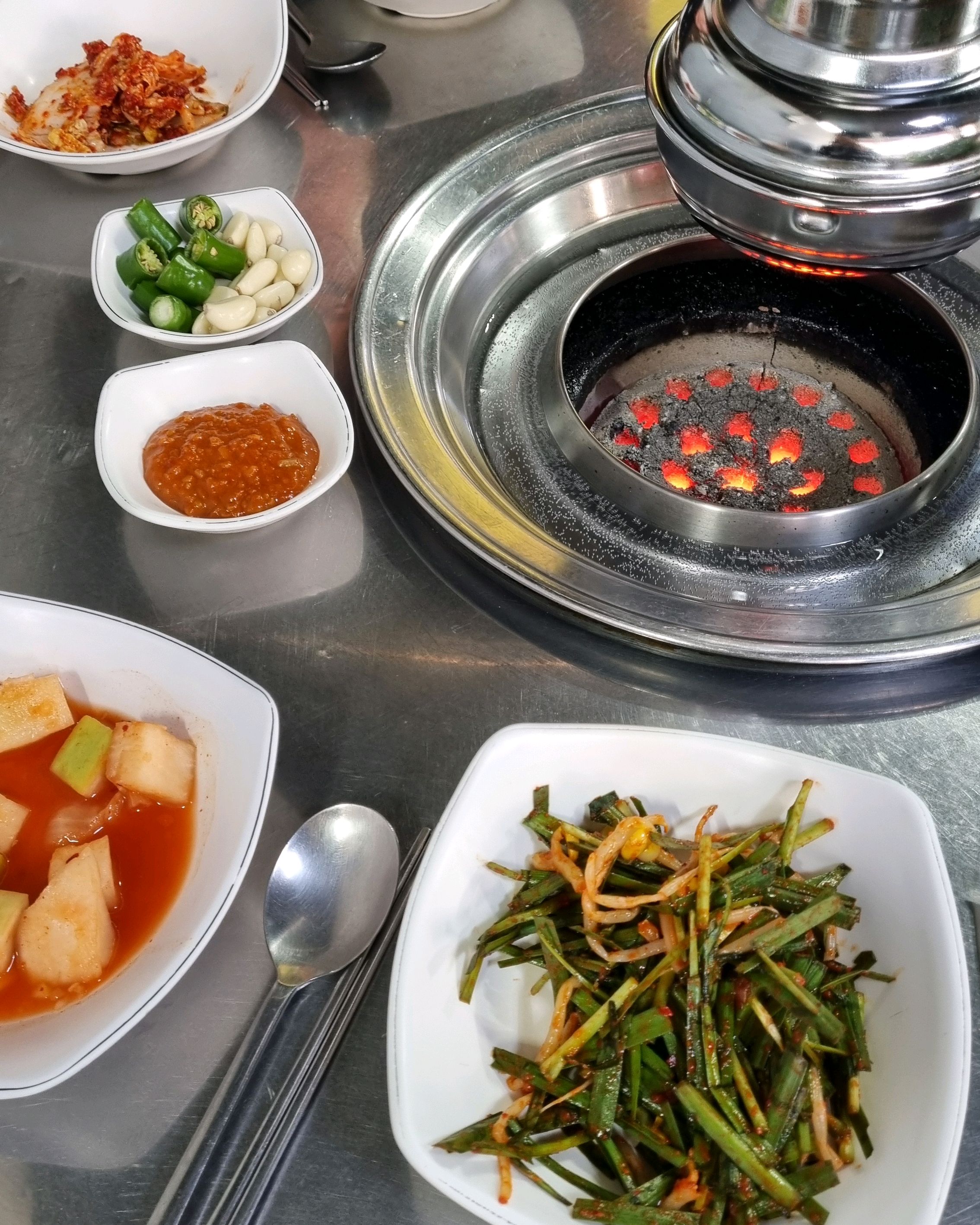 1시간전에 가서  대기명단에 이름적고 동네골목골목 - 대전 맛집 현암뚝방구이