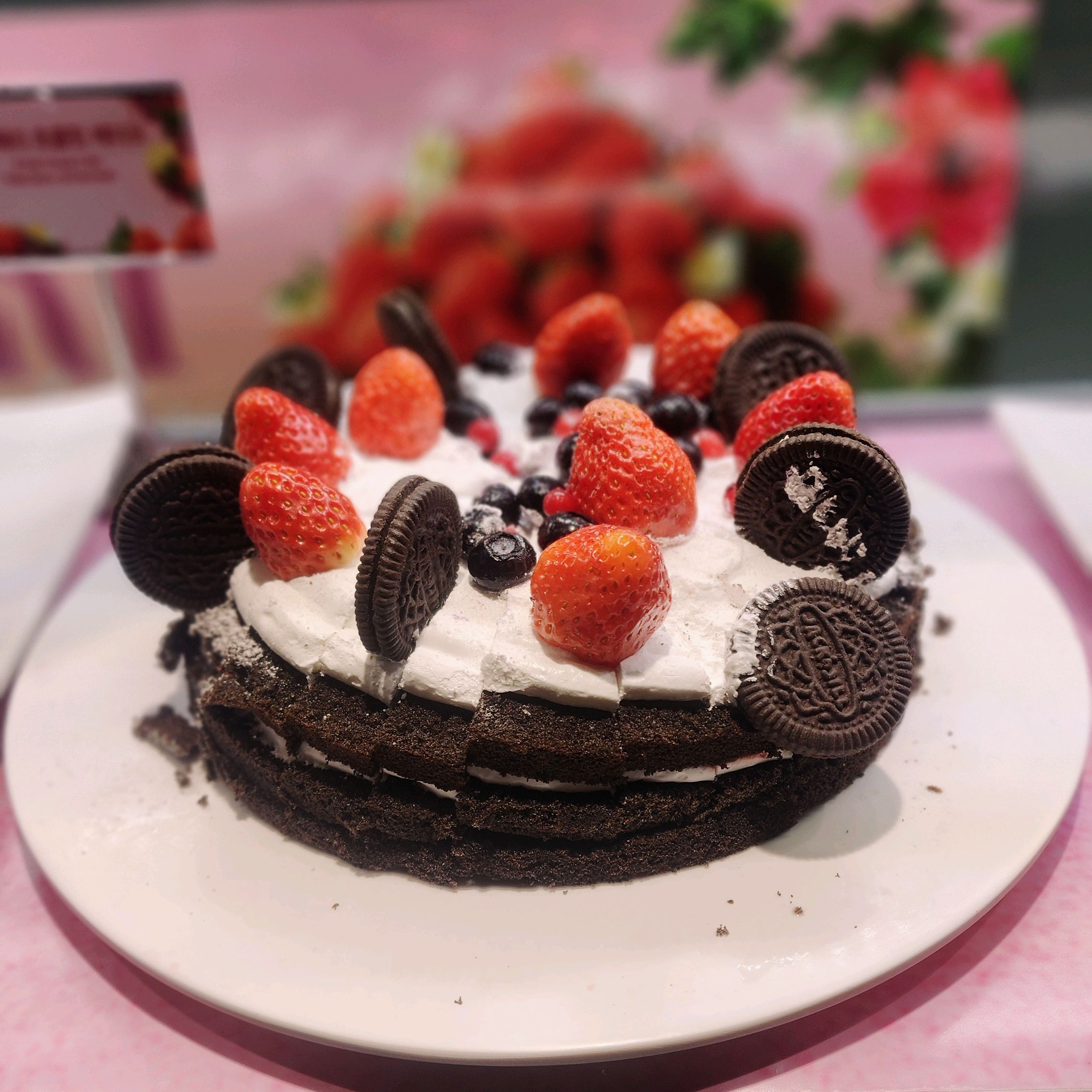 기대보다 맛과 종류 다양하게 즐길 수 있어 만족했어요🍓 사람은 정말 많아요! - 반포 맛집 애슐리퀸즈 뉴코아 강남점