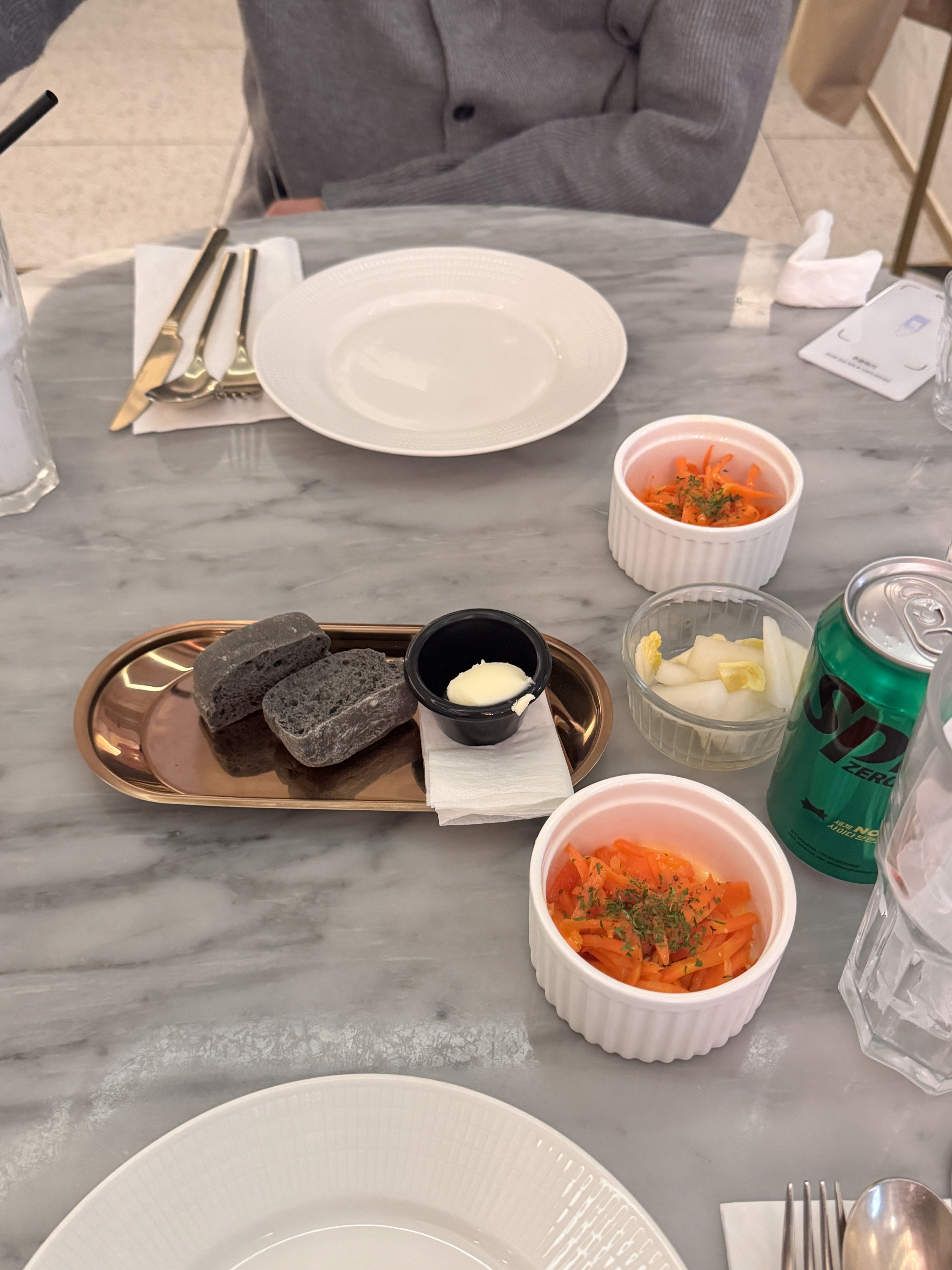 [여의도 맛집 플러피 여의도] 직접 가본 로컬 리뷰
