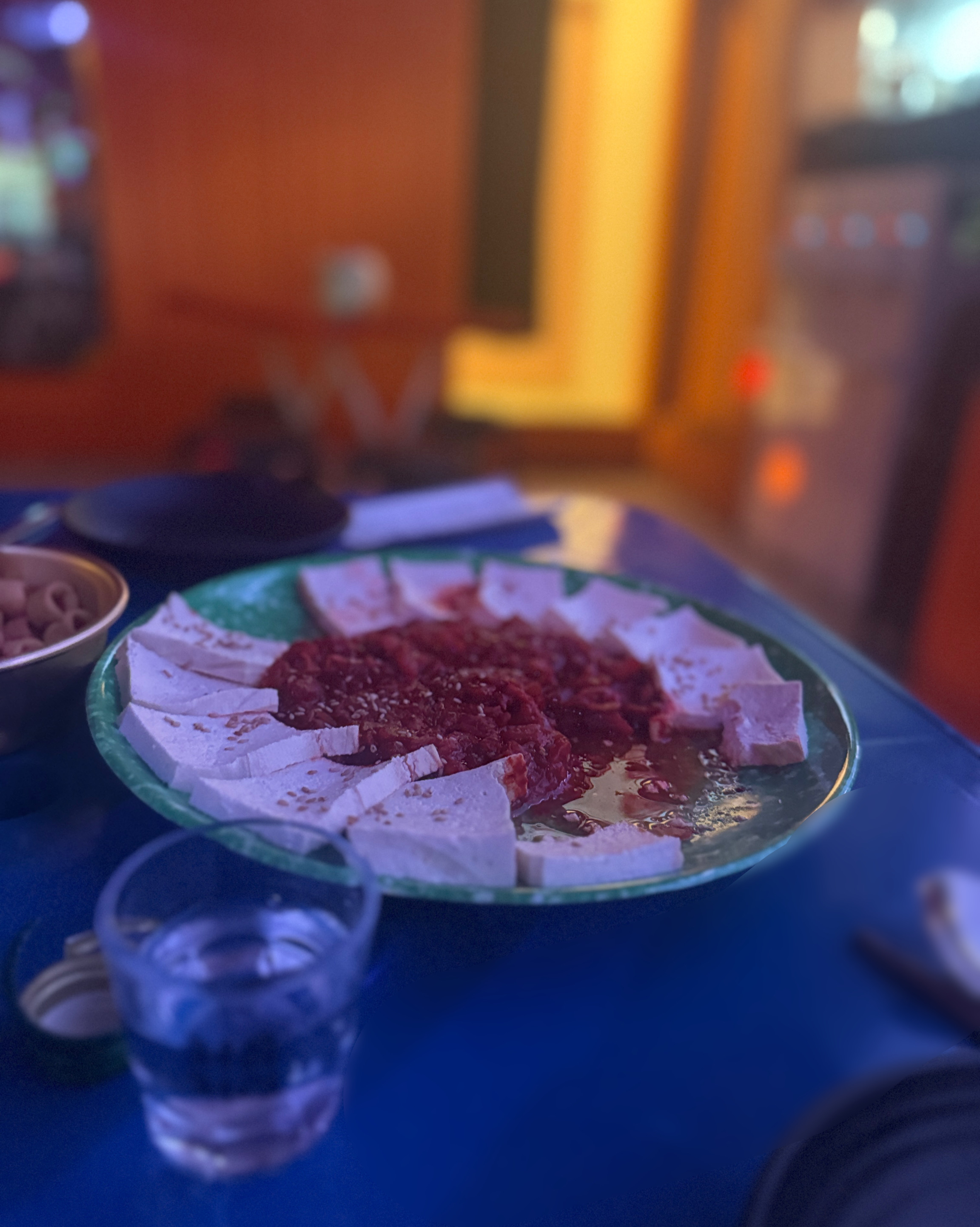 사장님이 맛있고 음식이 친절해요 일하시는 직원분들도 모두 친절하십니다!! 다음에 또 놀러