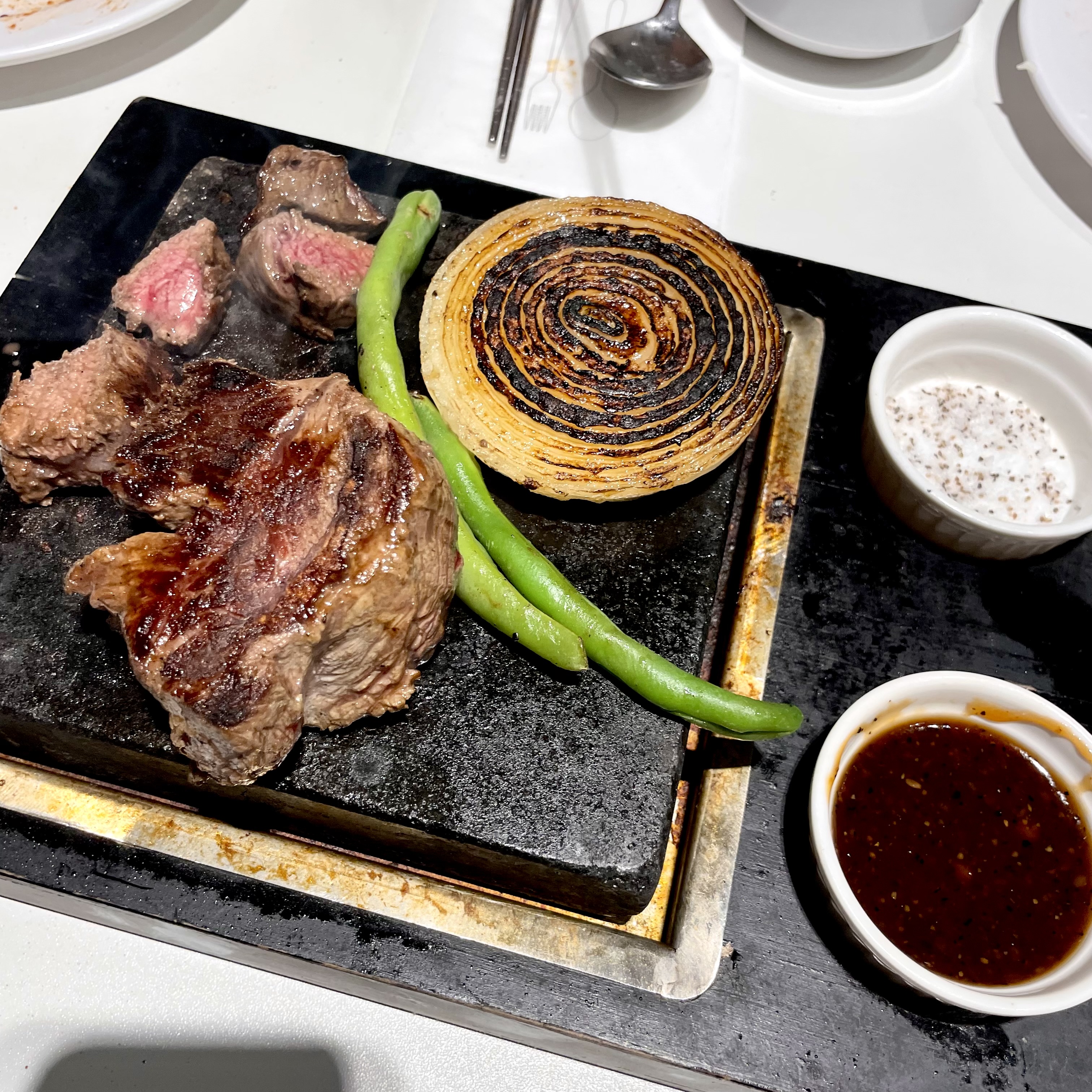 매장은 청결한데 아이들이 계속 난리를쳐놔요 - 고양 화정 맛집 애슐리퀸즈 화정점
