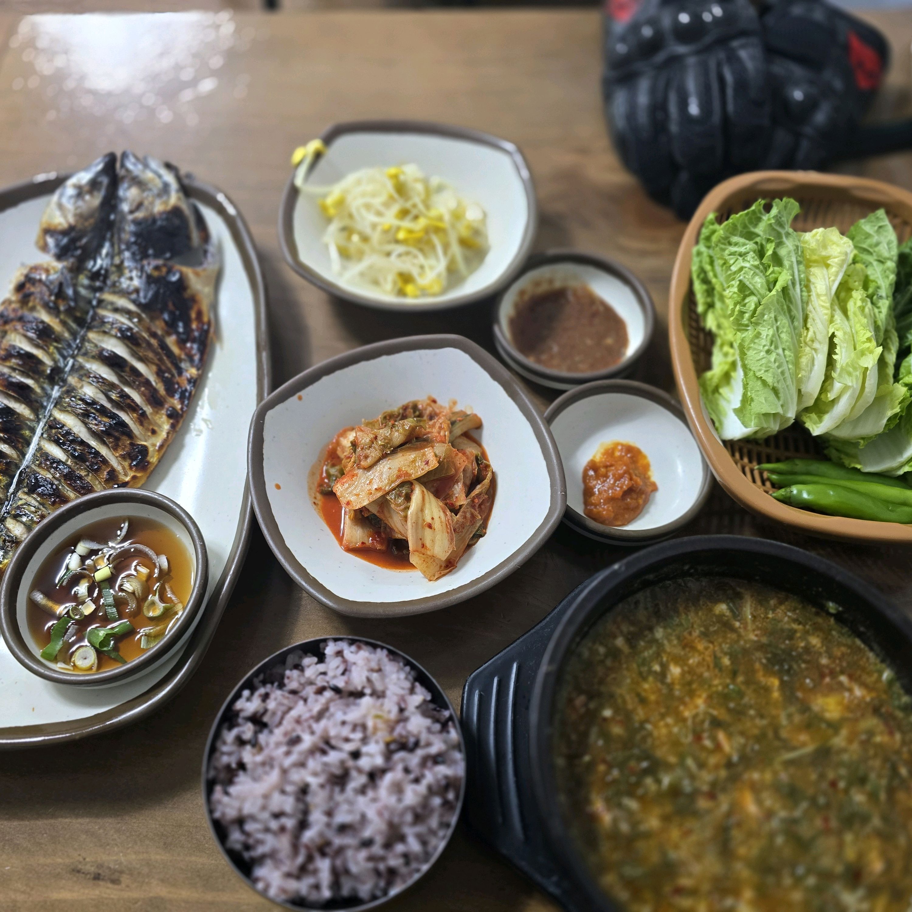 몸국 처음 접했는데 걱정과는 다르게 되게 맛있게 먹었어요 - 제주 맛집 신설오름