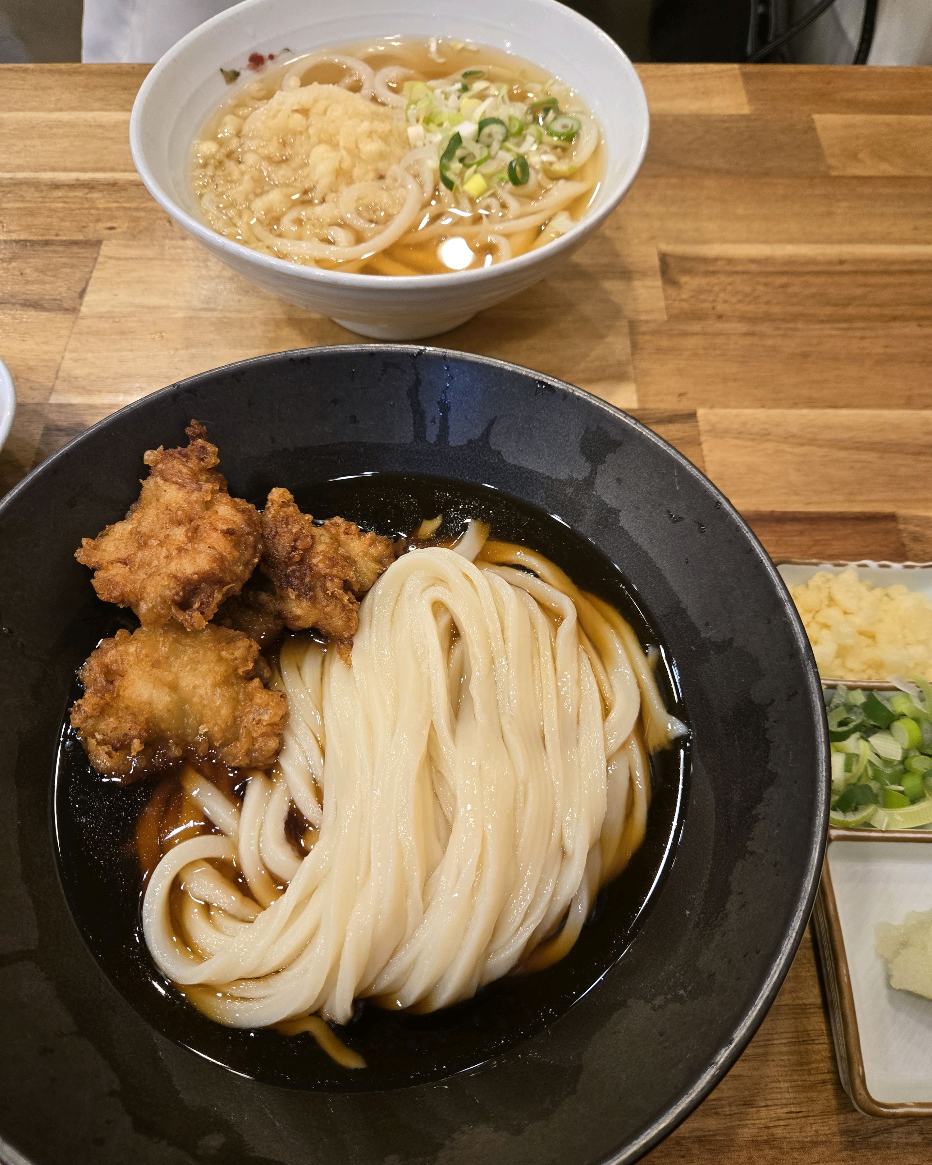 냉 우동 정말 맛있고 치킨튀김이랑 새우튀김 강추해요! 냉 우동 면발 장난아님! - 대전 맛집 토미야
