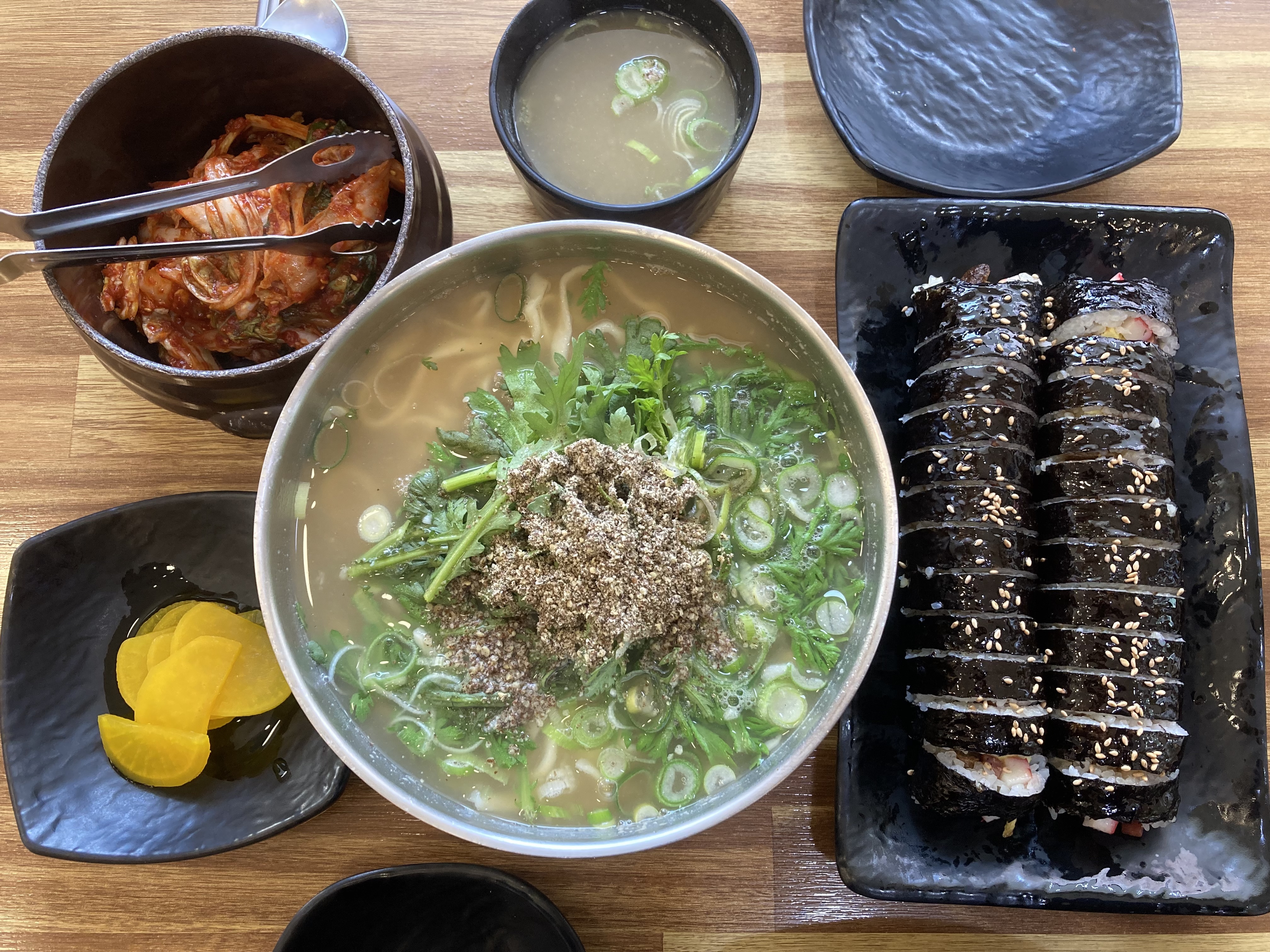 변함없이 맛있어요 - 대전 맛집 미소본가스마일칼국수