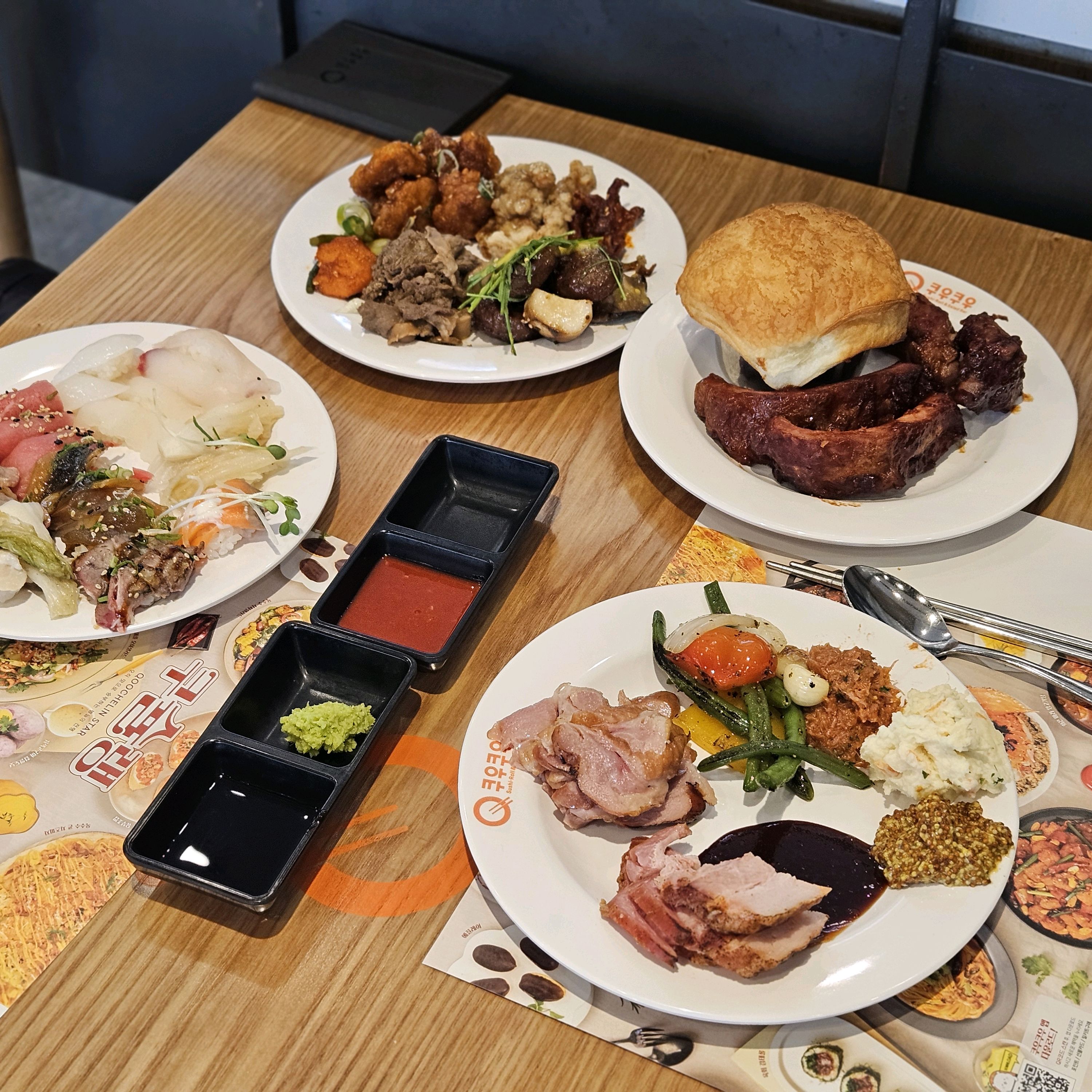 대구스시 먹으러 간 쿠우쿠우 대구서구점. 초밥 외 다른 메뉴도 많고 맛있었어요 ㅋ - 대구 서구 맛집 쿠우쿠우 대구서구점
