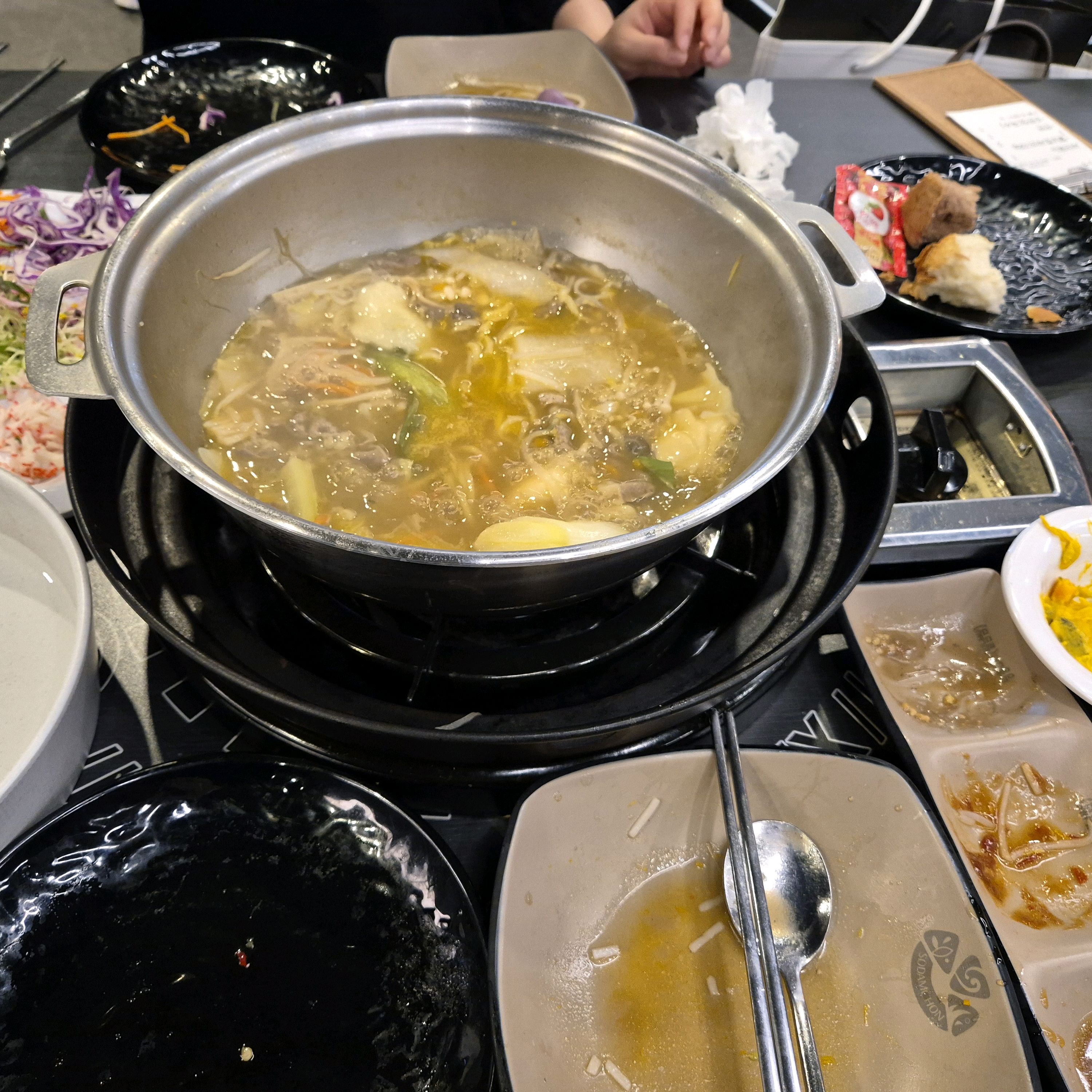 깨끗하고 야채 리필도 자주 해 주세요 - 공릉역 맛집 소담촌 공릉역점