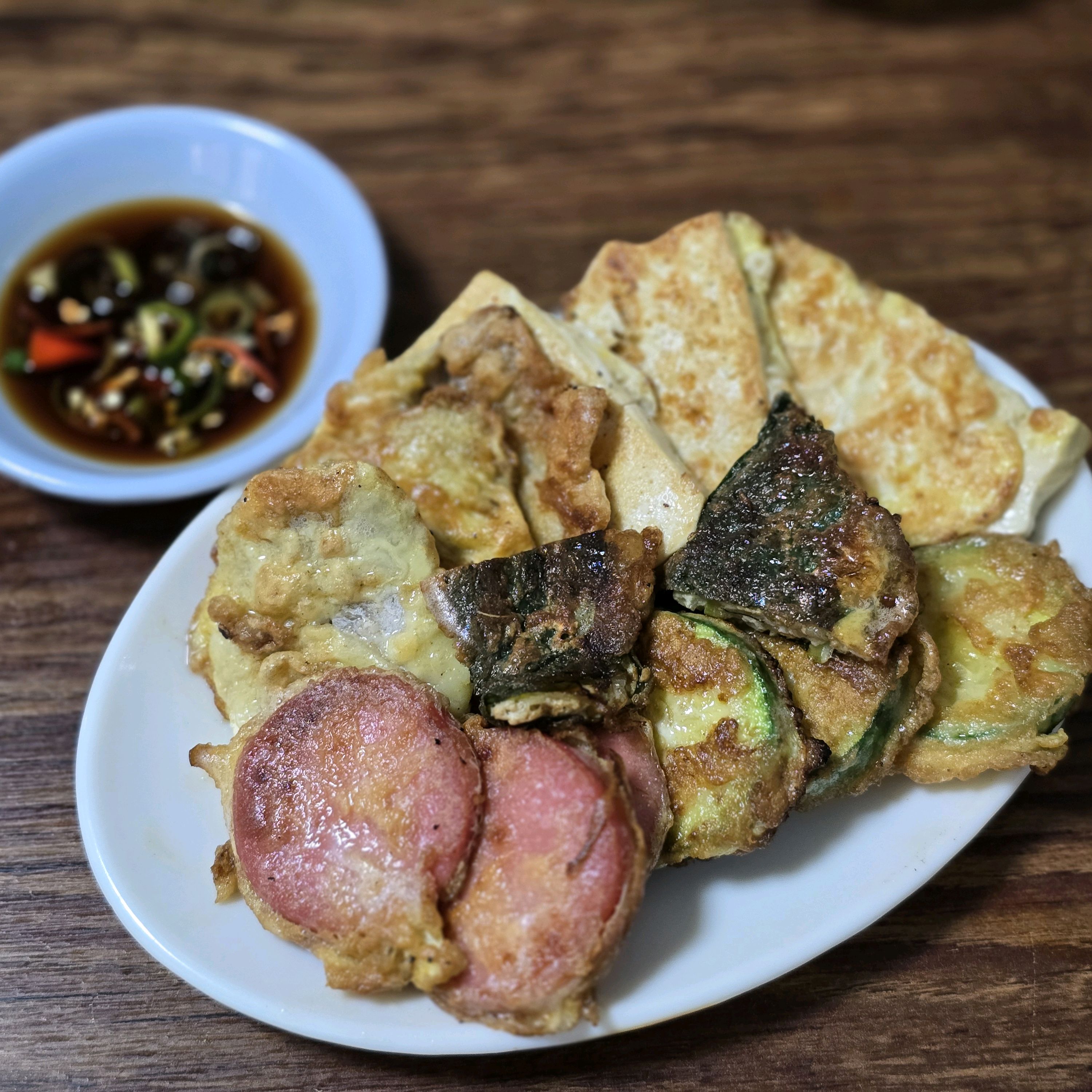 MZ와 AZ를 아우르는 세대통합의 맛집. - 천호동 맛집 쌍둥이네포장마차