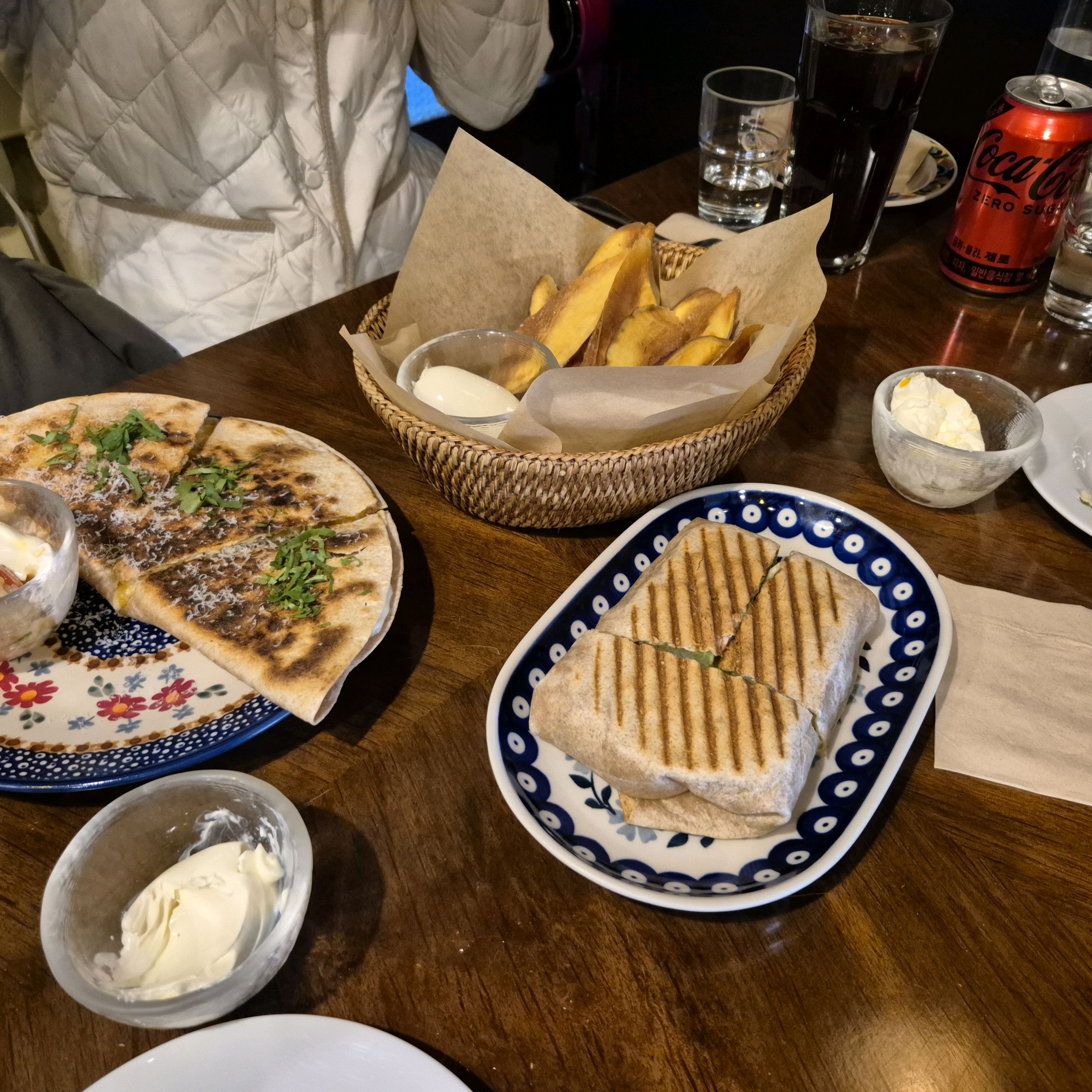 위고비 4번 맞은 사촌동생도 맛있다고 놀랬습니다 ㄷ ㄷ 기존에 먹던 맥시코 요리와 향이나