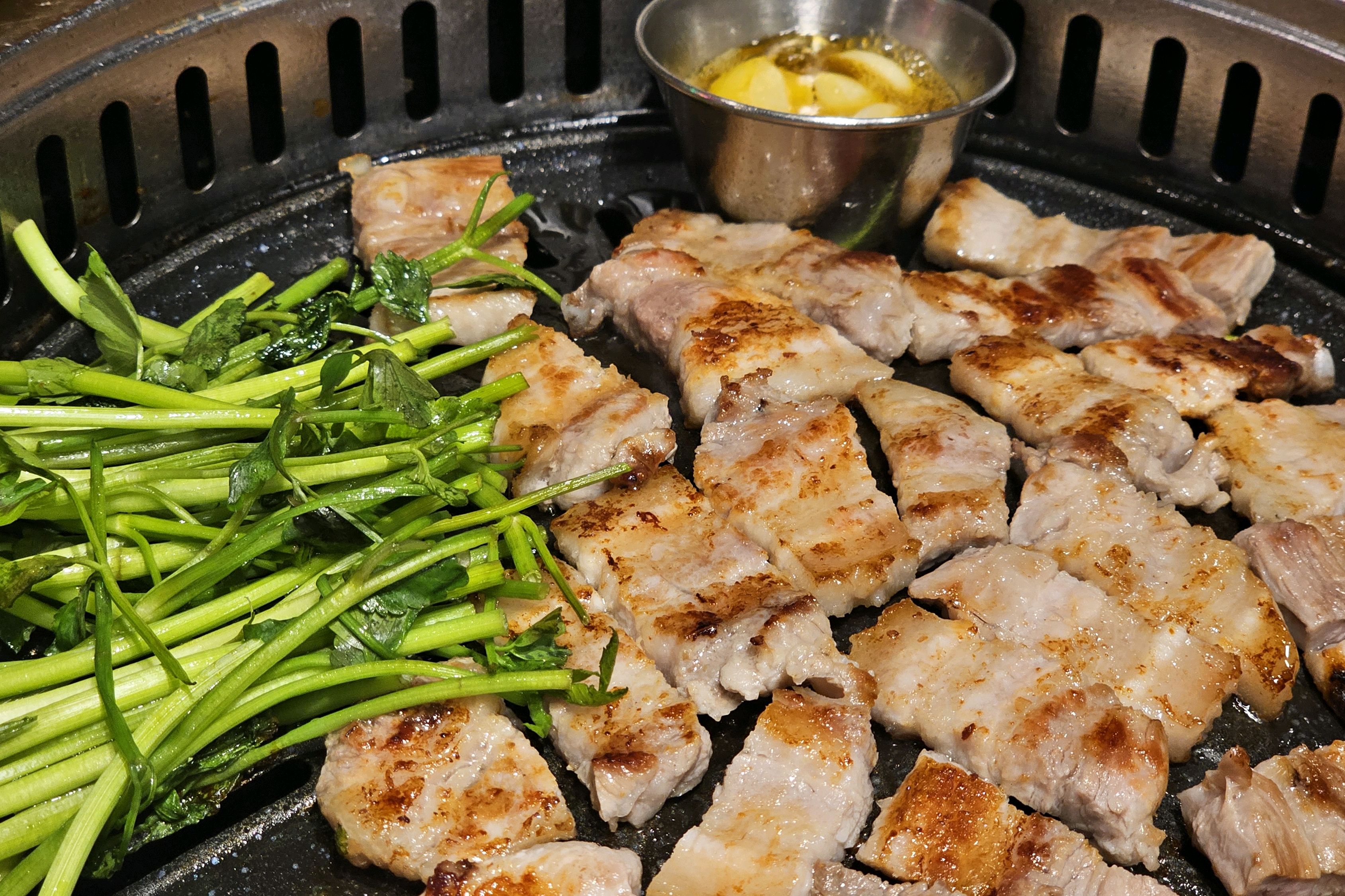 신림역 맛집 미나리생삼겹 내돈내산 방문후기