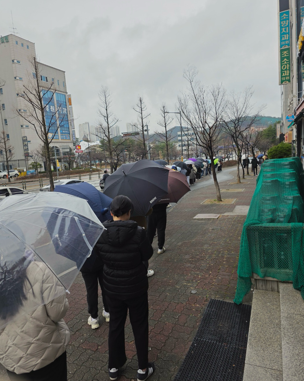많이 기다려서 힘들었는데 식빵이 너무 맛있어서 먹자마자 풀렸네요ㅋㅋㅋ 사장님 너무 친절하시