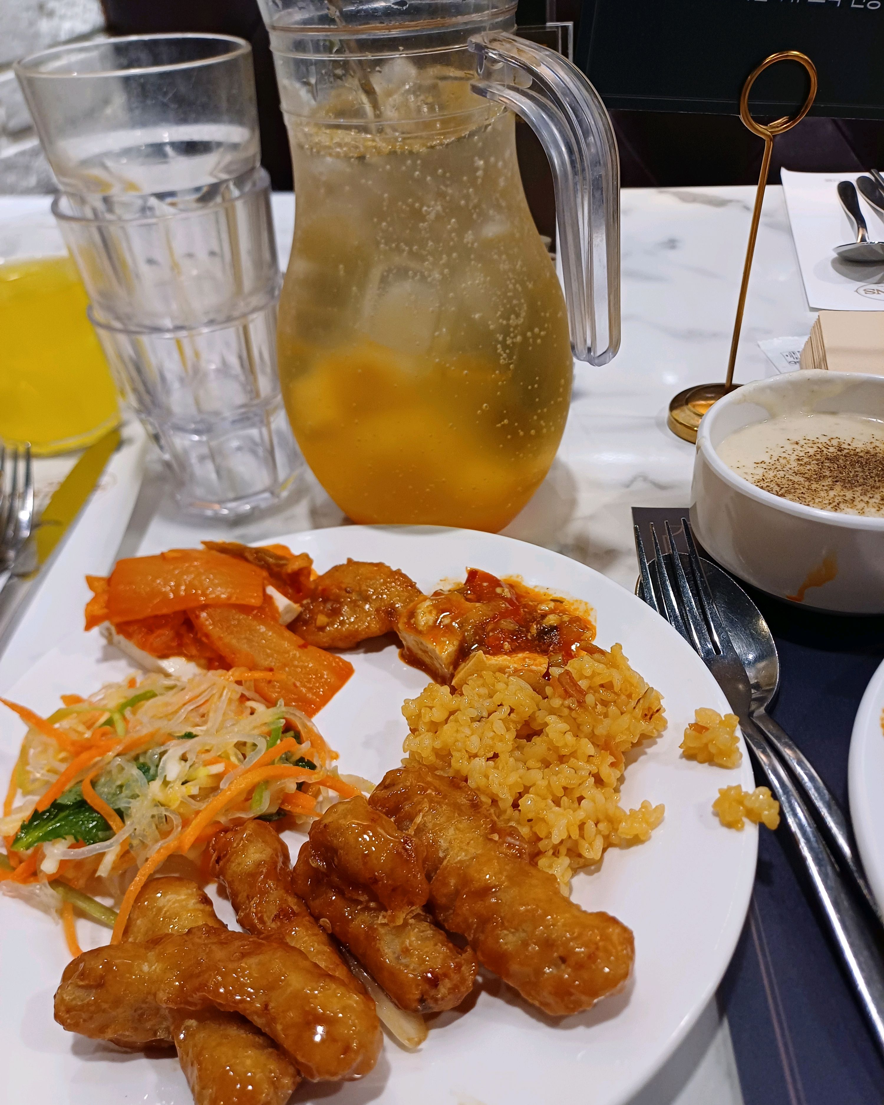자주가니 신메뉴 외에 같은 음식들이 중복되니 - 레이크꼬모 맛집 애슐리퀸즈 레이크꼬모 동탄점