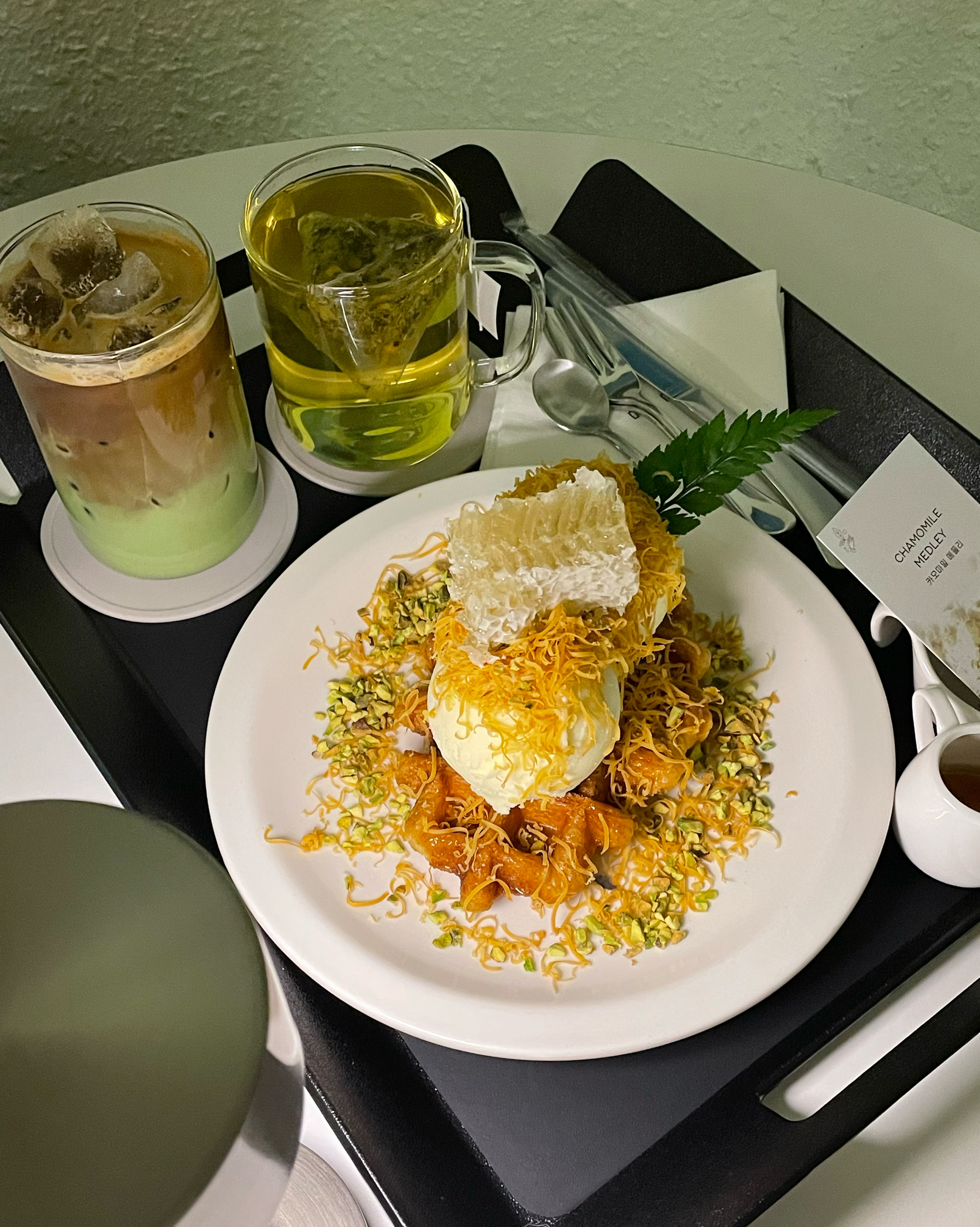 분위기도 좋고 크로플도 음료도 맛있어서 종종 가요! 아아는 그냥 그래요...? - 불당동 맛집 카페 한움 신불당