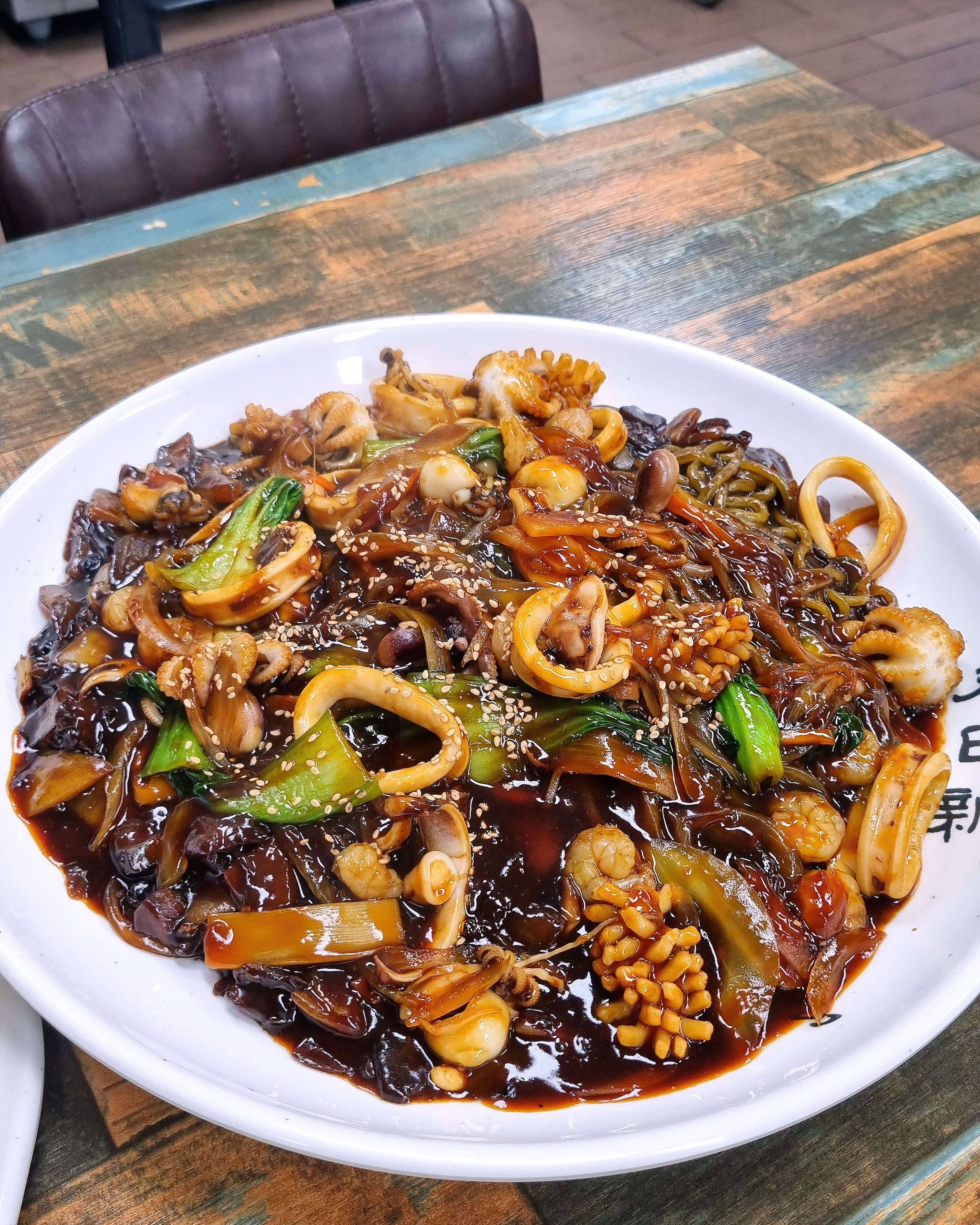 명불허전 취룡! 해물폭탄쟁짜 처음 시켜 봤는데 양도 많고 죽이네요 - 불당동 맛집 취룡 천안불당본점