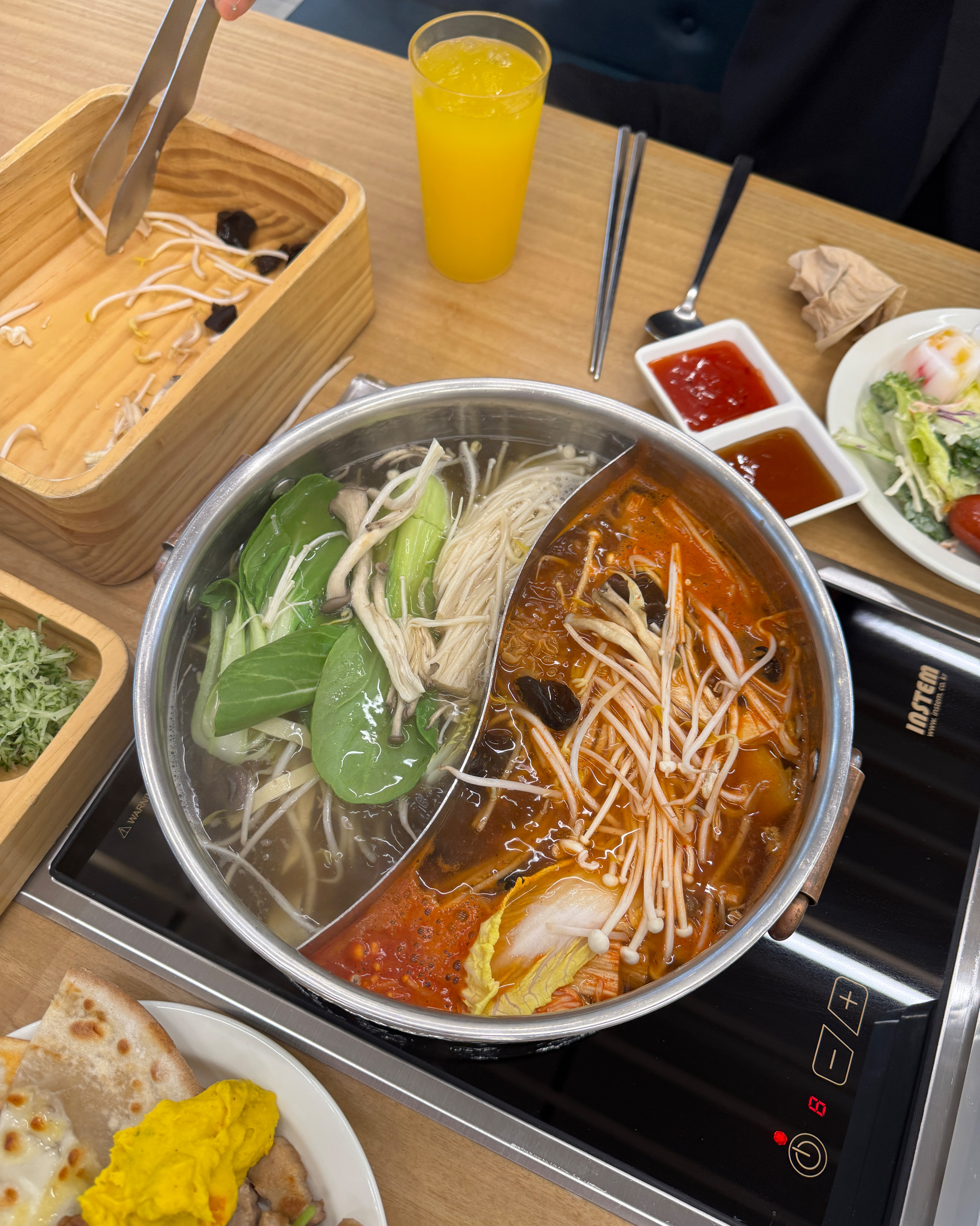 오랜만에 가족들이랑 함게 샤브샤브 먹고싶어서 방문 했었는데 너무 맛있게 잘 먹었어요!! - 창원 가음동 맛집 샤브올데이 창원성산점