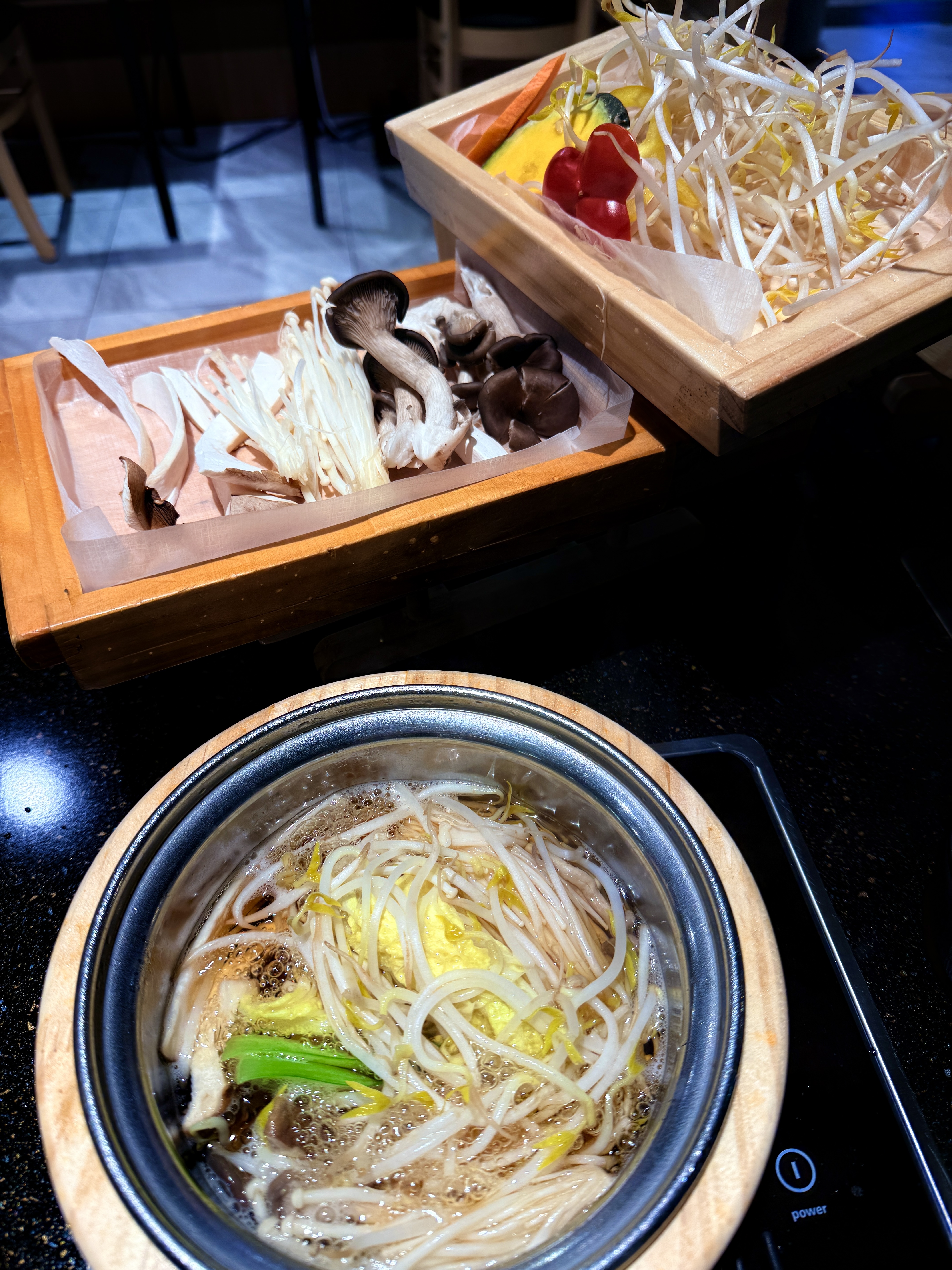 버섯샤브샤브 맛있었어요~ - 천호동 맛집 베츠베츠 뉴코아아울렛 천호점