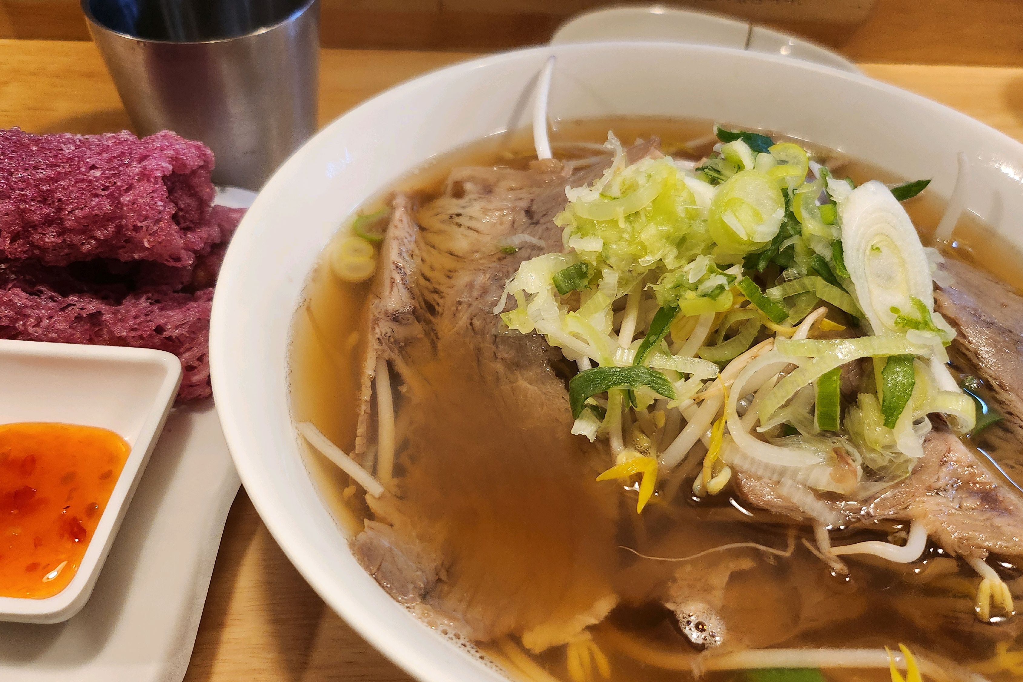 서울에서 먹고 맛있다고 생각했는데 불당동에도 있어서 찾아왔어요^^쌀국수 많이 안좋아하는데