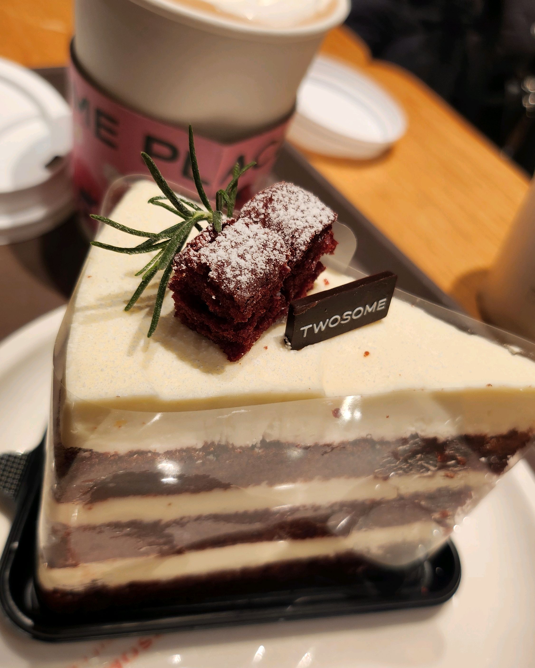 [부산역 맛집 투썸플레이스 부산역점] 직접 가본 로컬 리뷰