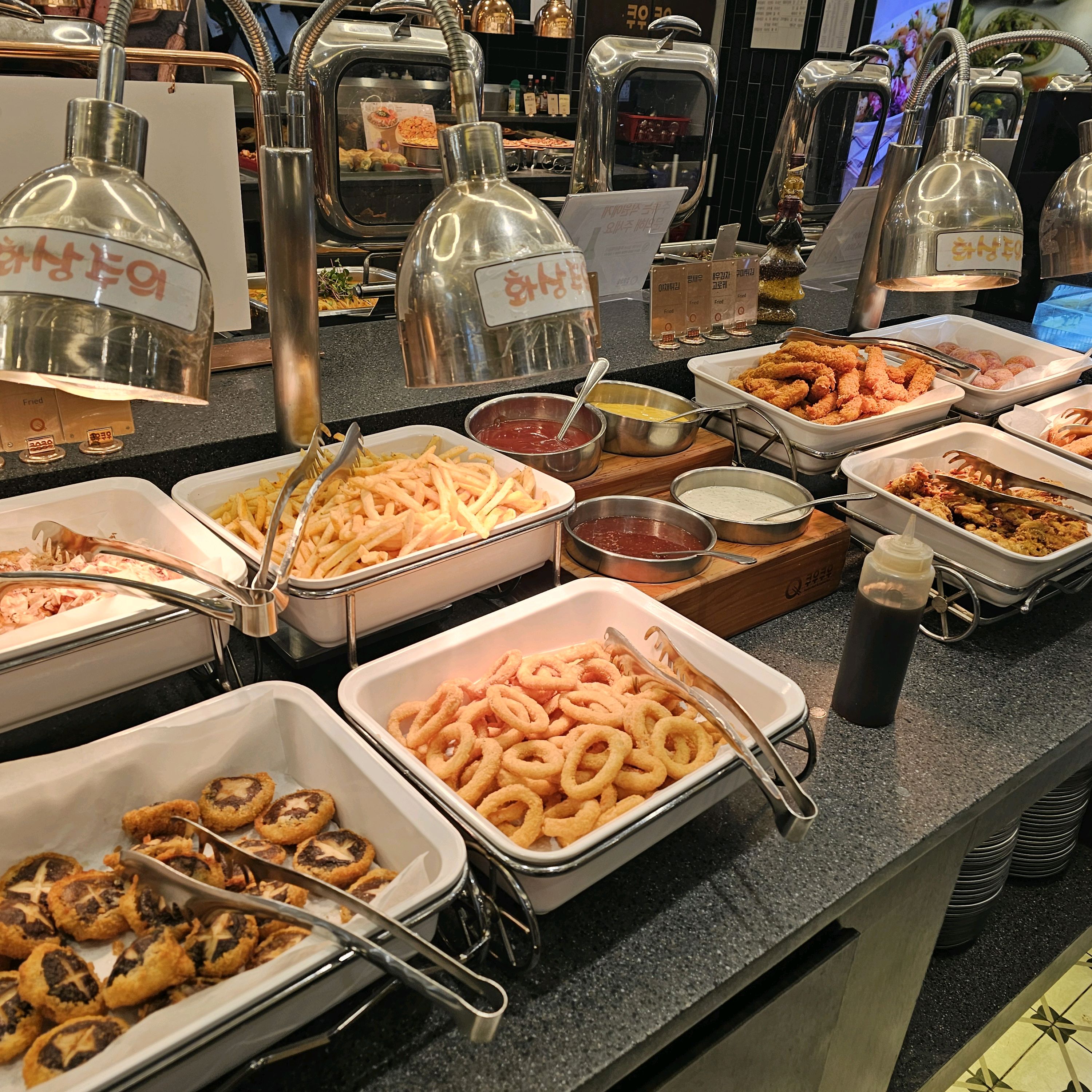 구성이.넘 알차고 음식도 맛있어요!! - 경성대 맛집 쿠우쿠우 골드 부산경성대점