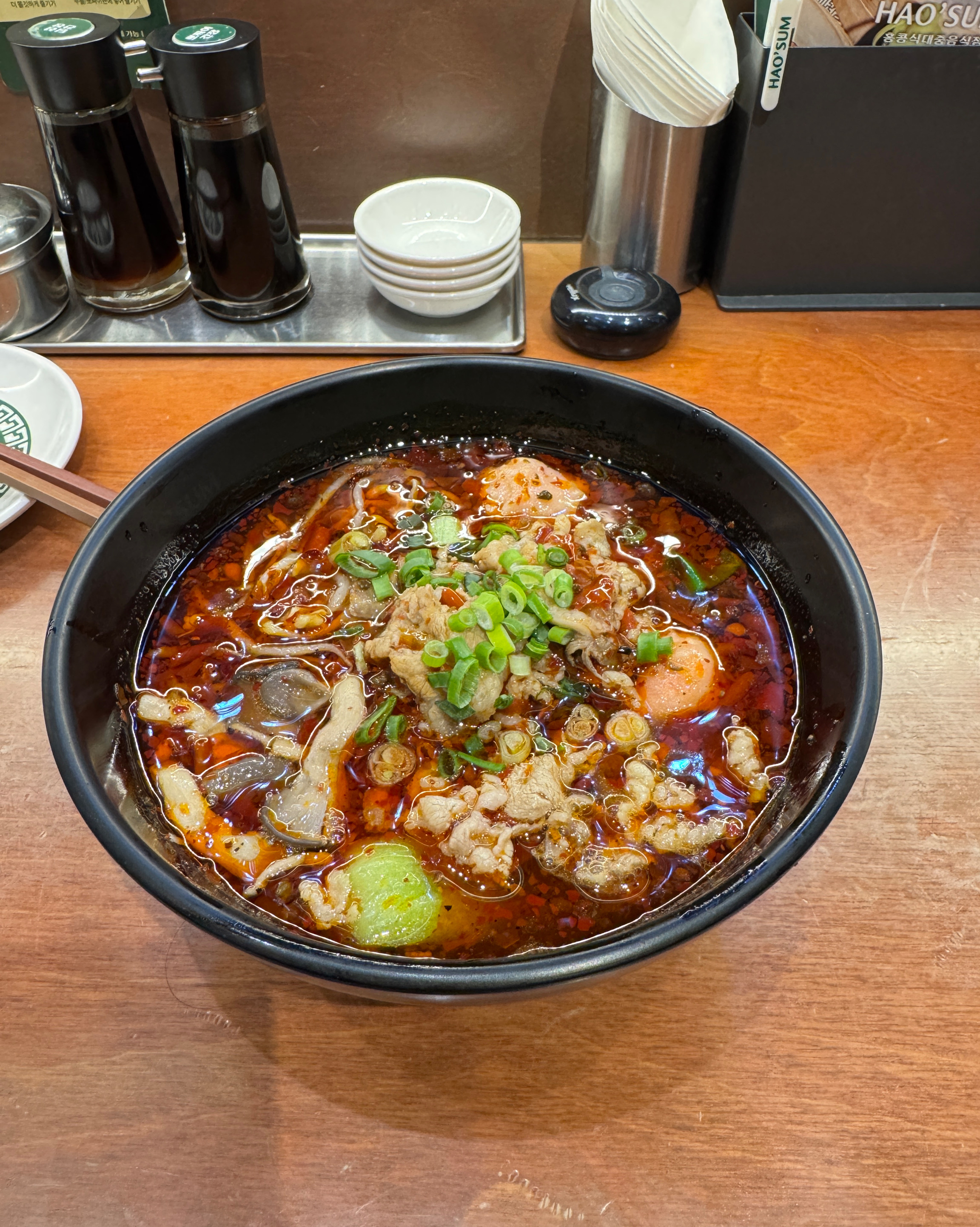 [여의도 맛집 호우섬 더현대서울점] 직접 가본 로컬 리뷰