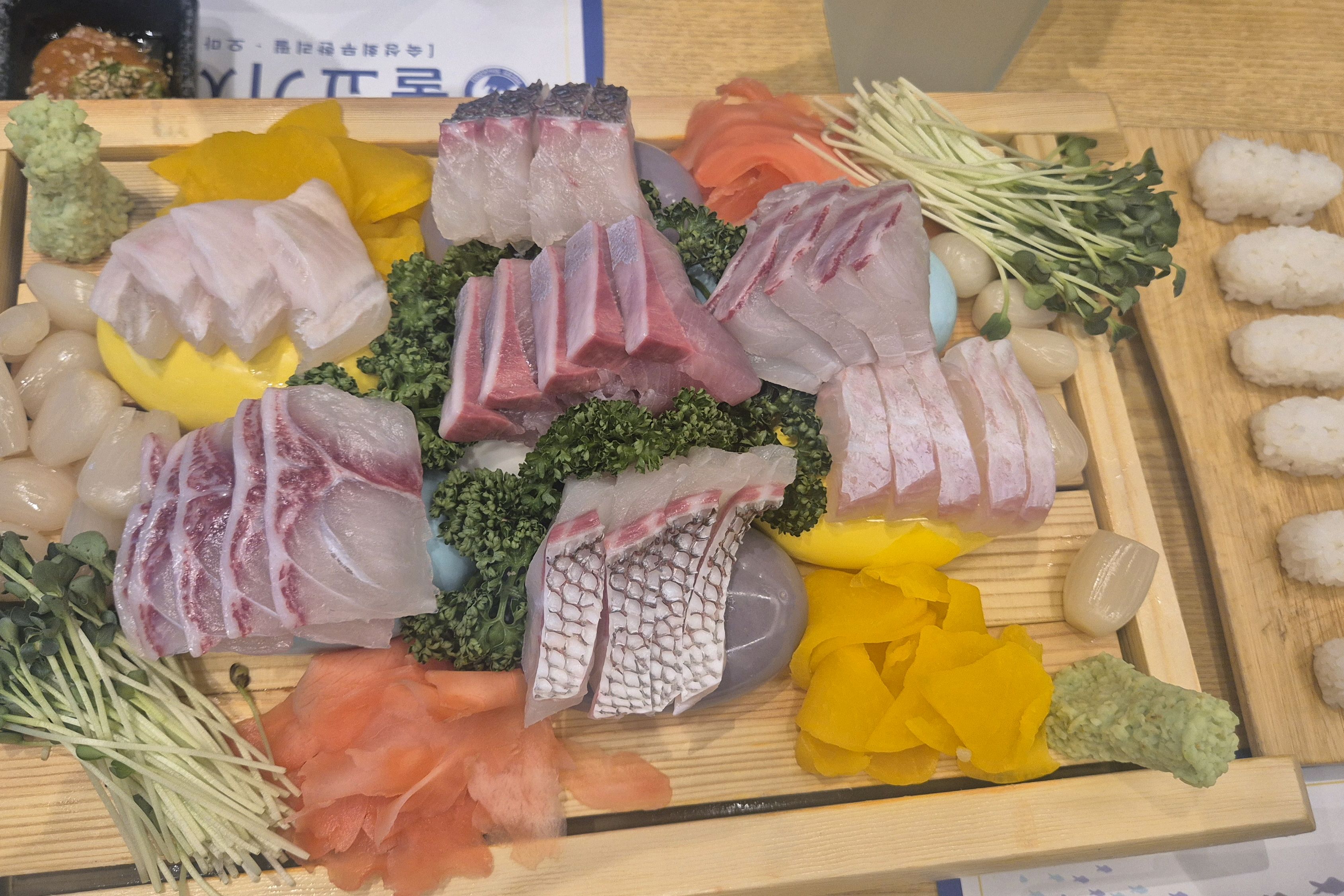 회가 일단 싱싱해요 친절하시고 - 논현역 맛집 물고기자리 논현점