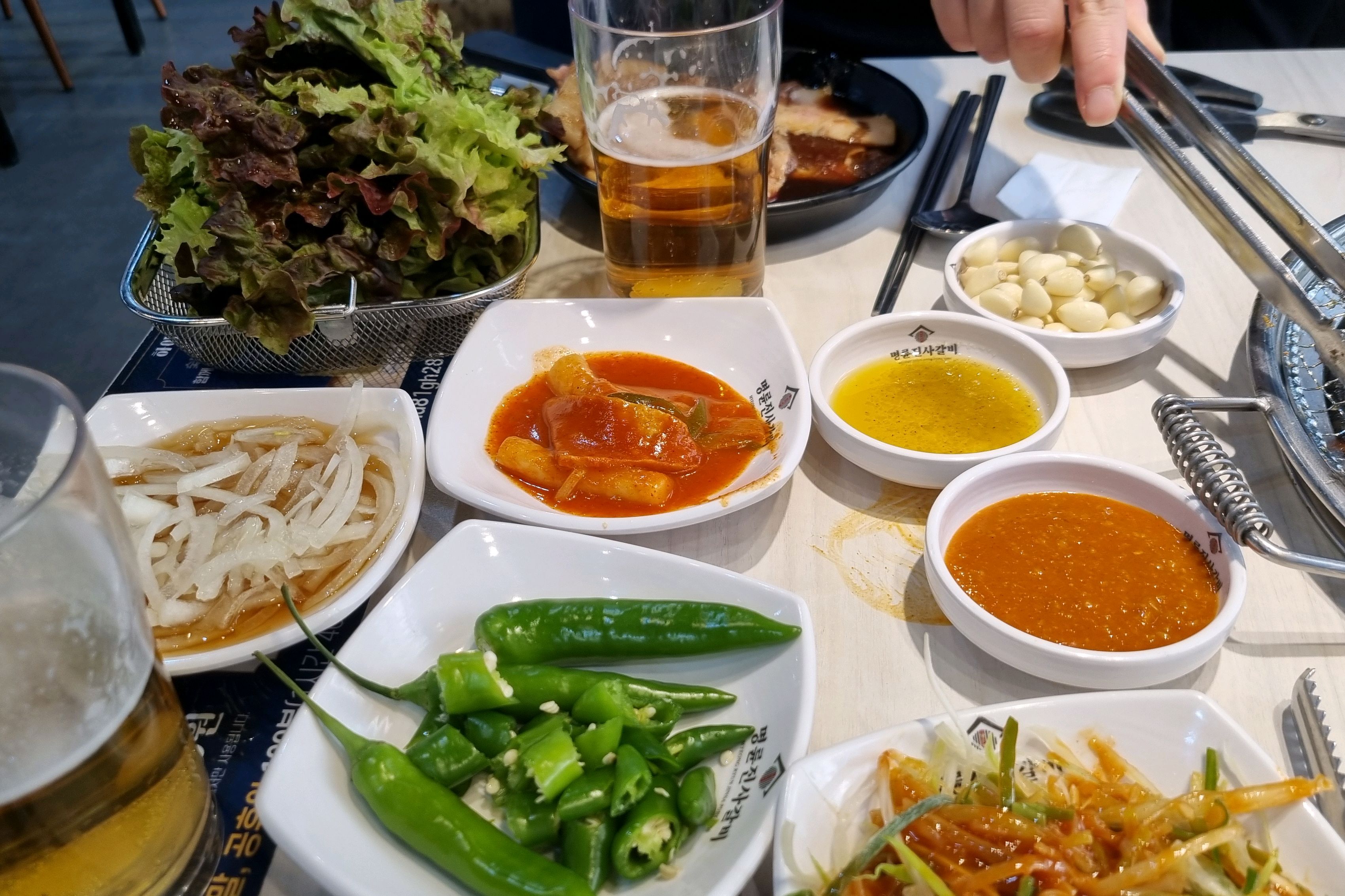 친구랑 왔는데 돼지갈비 너무 맛있고~ - 묵동 맛집 명륜진사갈비 묵동점