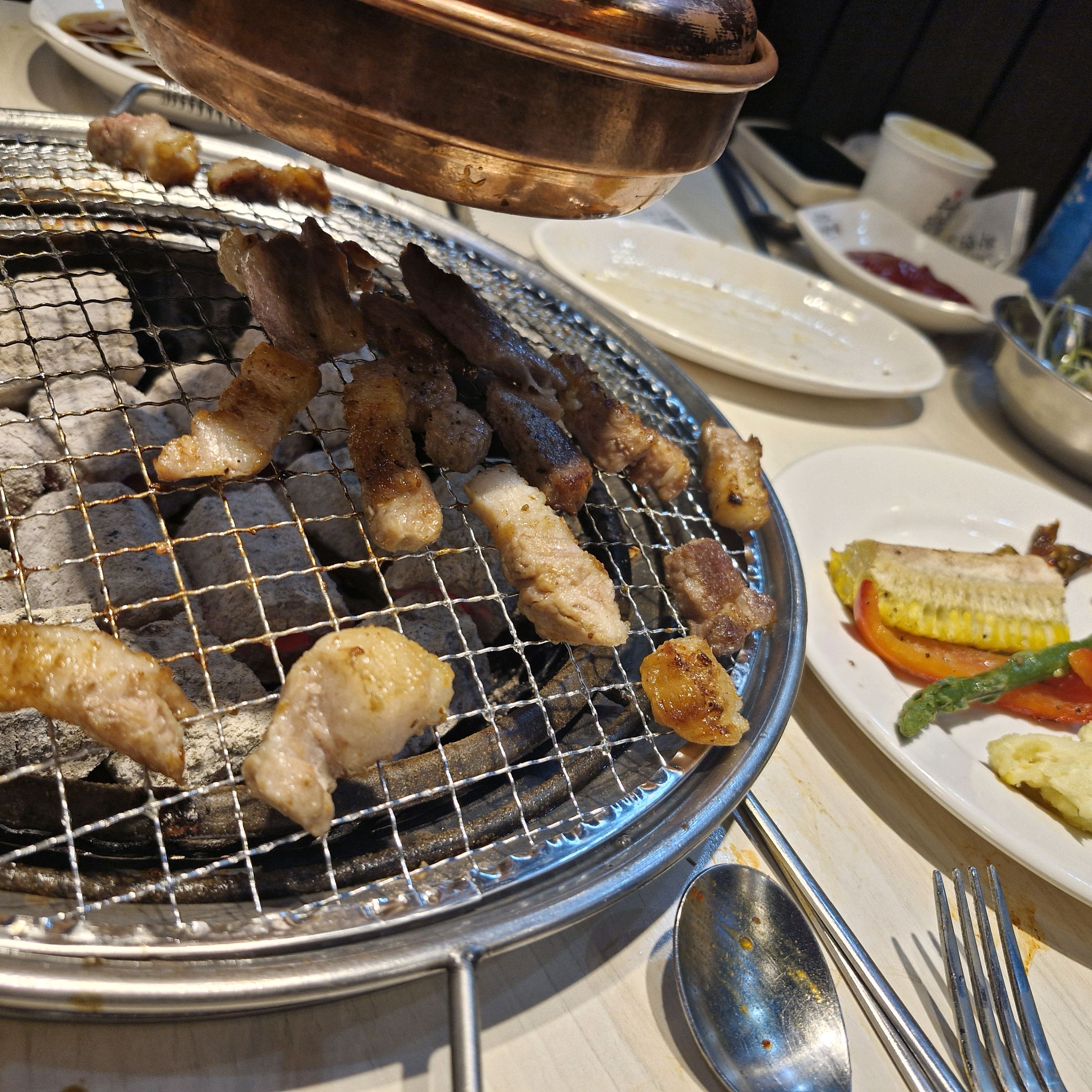 저녁 먹으러 왔는데 정말 맛있어요! - 간석동 맛집 명륜진사갈비 인천간석점