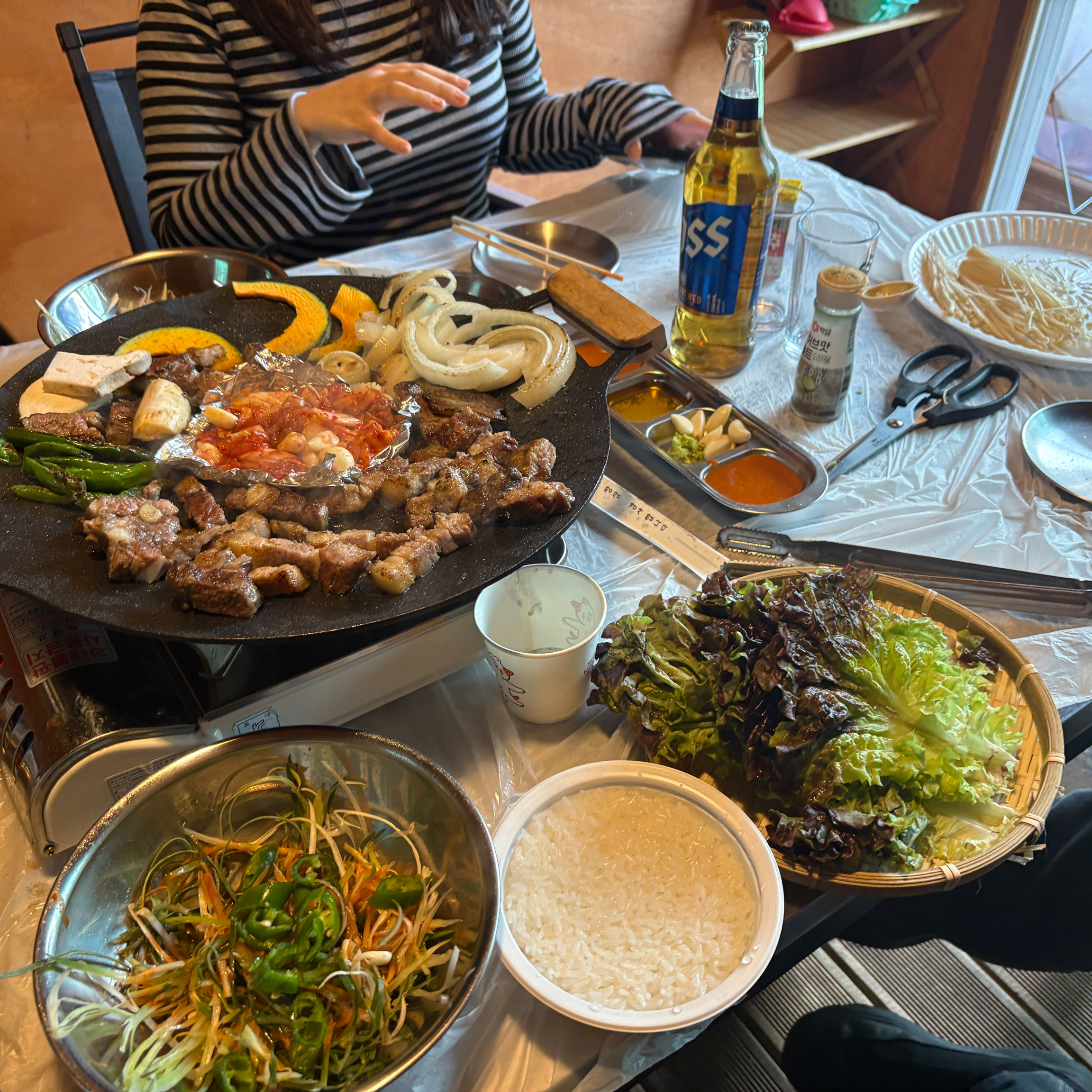 강아지랑 같이 올 수 있는 곳이라 너무 좋았어요~ - 안양 맛집 도시탈출