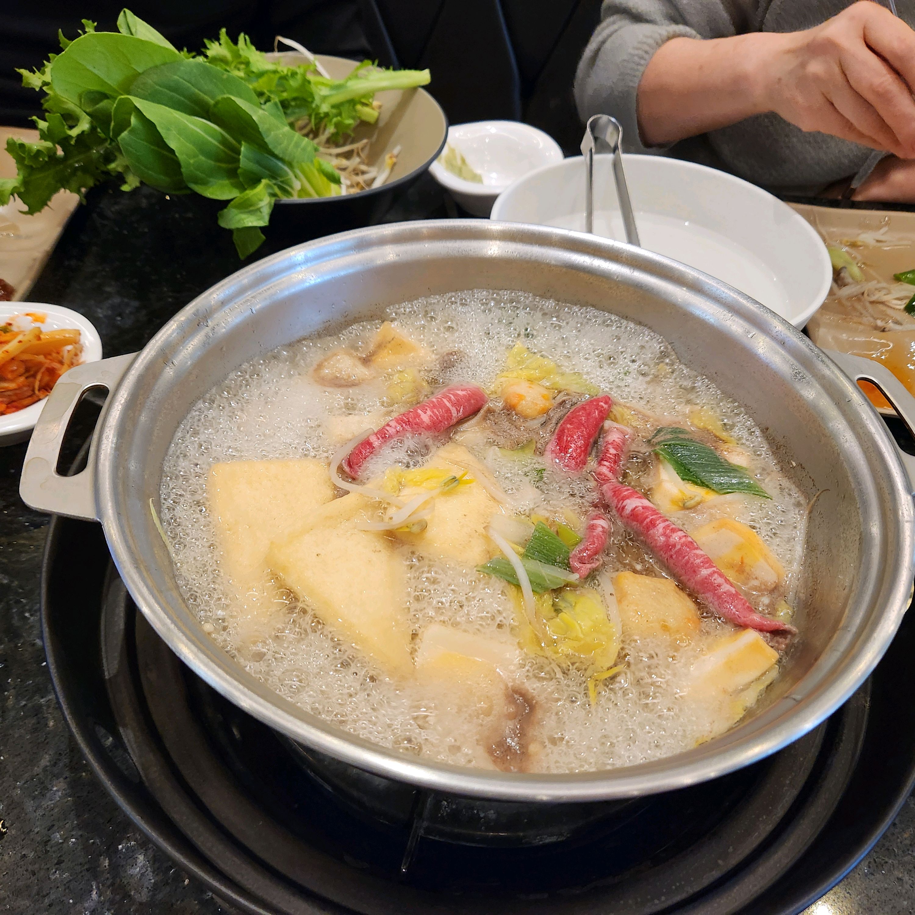 소담촌은 의외로 어묵이 상타 칩니다. 고기 다먹고 아쉬우면 어묵리필 이빠이~ 그리고 볶음밥