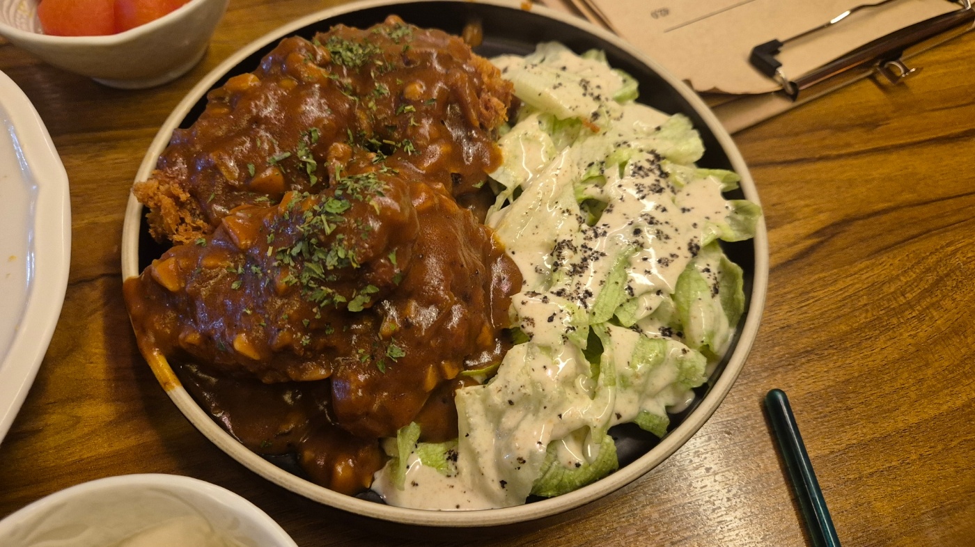 여전히 메뉴당 양도 많고 맛있음! - 천호동 맛집 퍼플