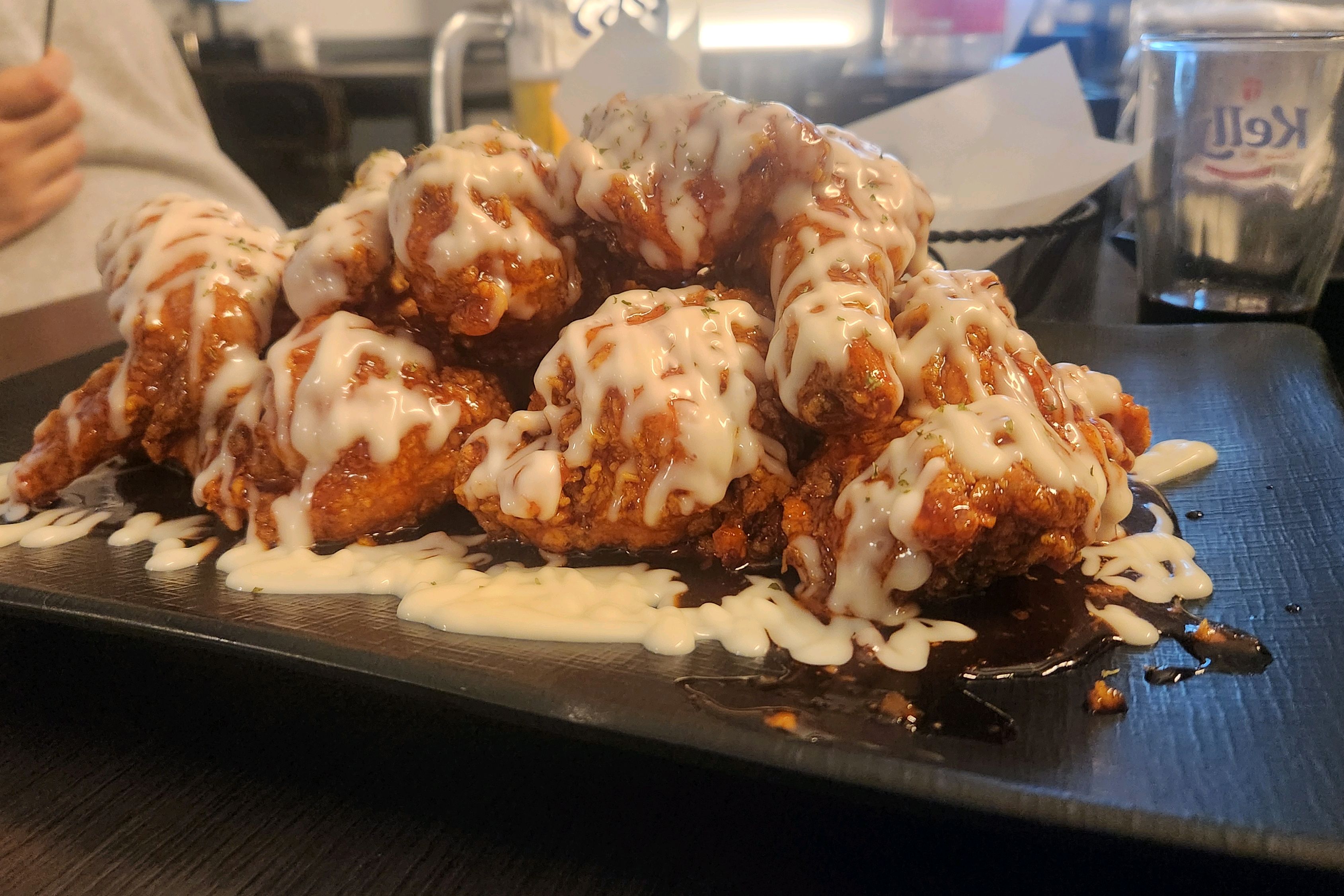 가끔씩 오는 치킨집입니다. - 권선동 맛집 갓튀긴후라이드 권선인계점
