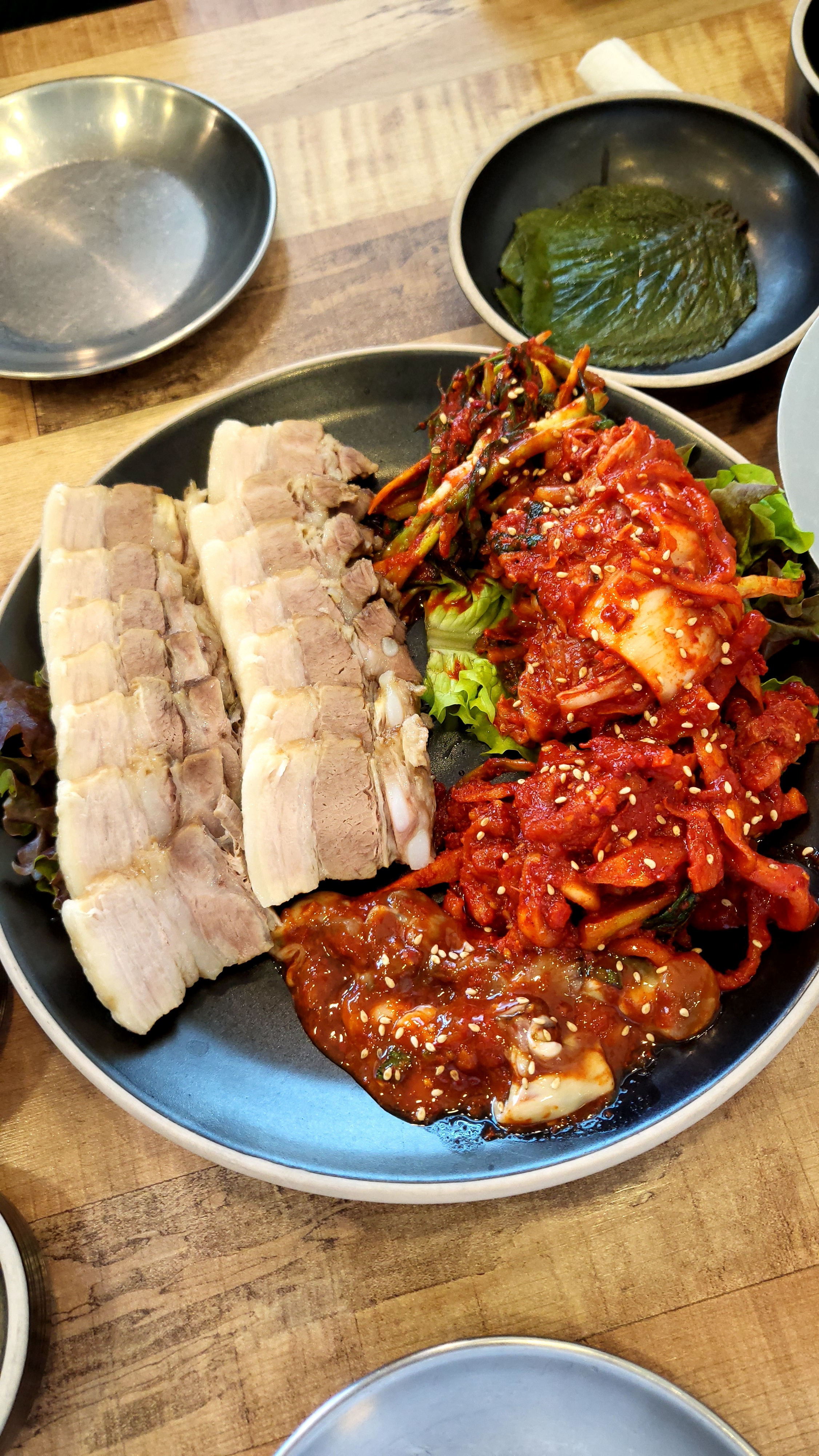 회사에서도 자주 오는 곳인데, 생각나서 주말에도 가족들과 방문했습니다. 항상 음식이 신선하