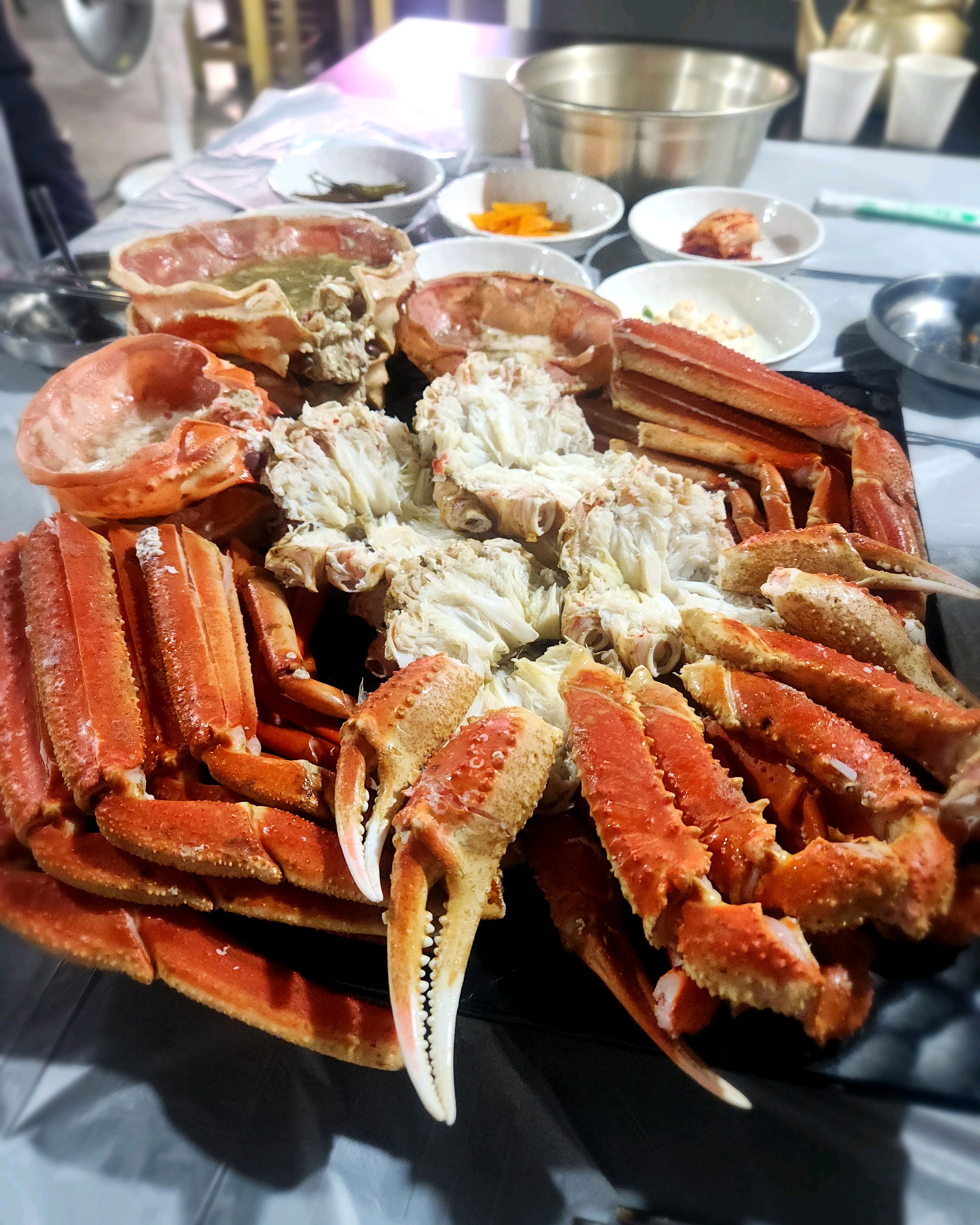 4명 가족이 스페셜세트 먹었는데 너무 맛있어요!! 양 많고 뜨겁게 먹을 수 있었어요 😆 사