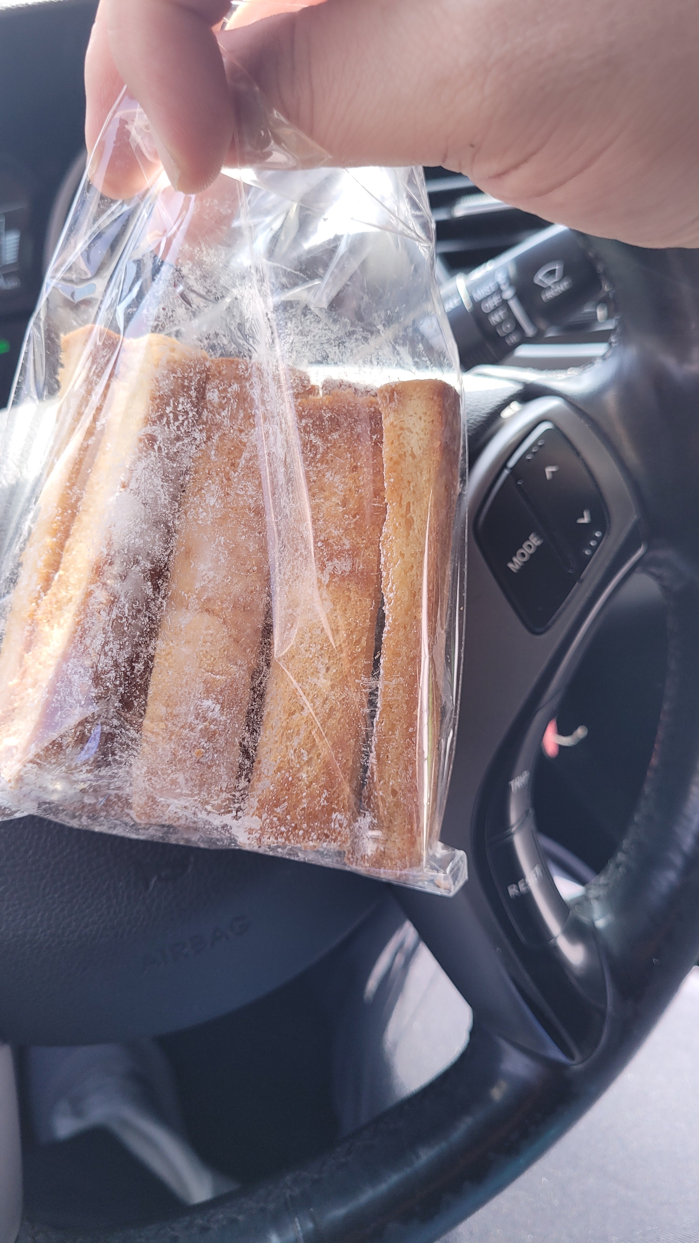 식빵계의 에르메스... - 망포역 맛집 화이트리에 망포점