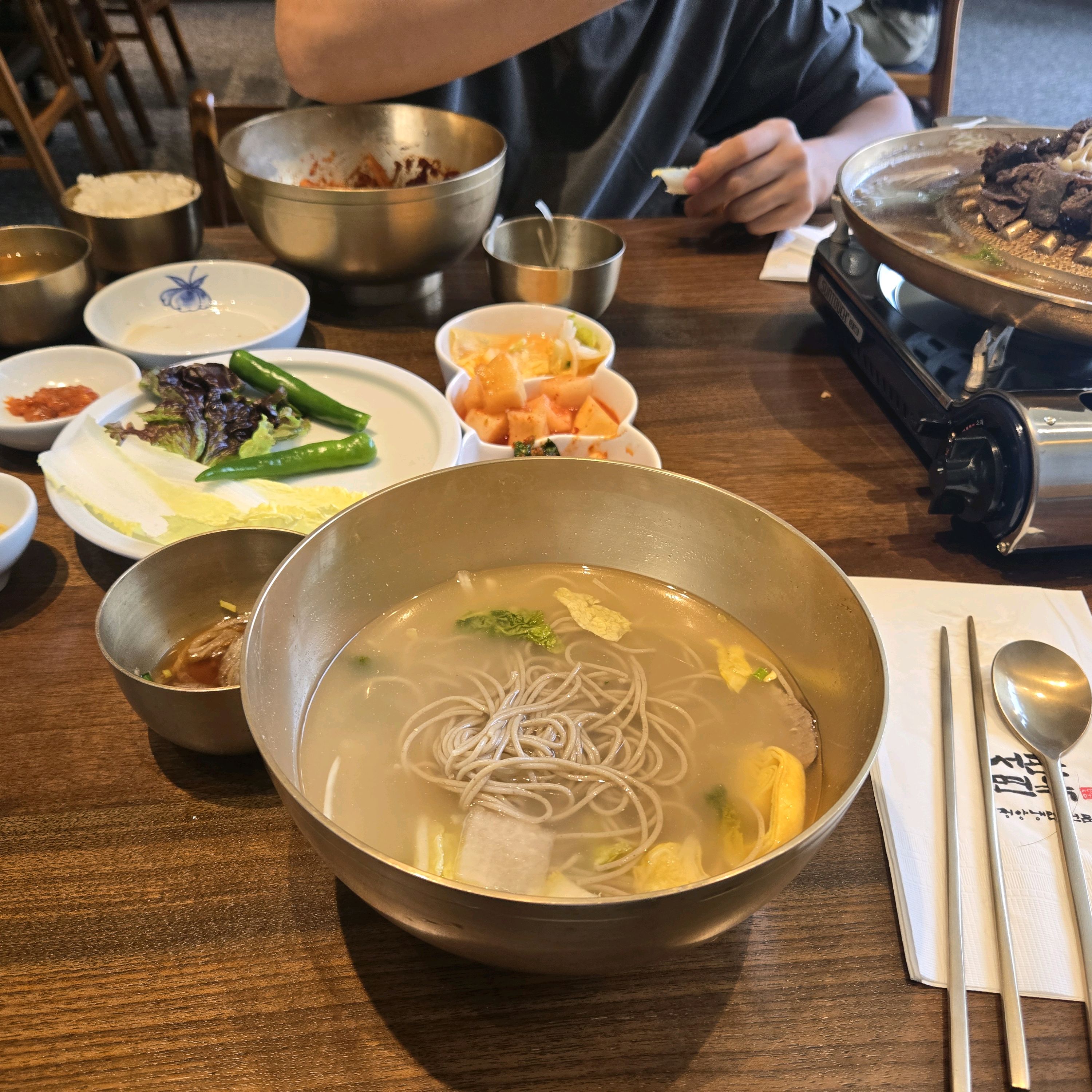 평양냉면으로 유명한 서관면옥 - 서교동 맛집 서관면옥 홍대점