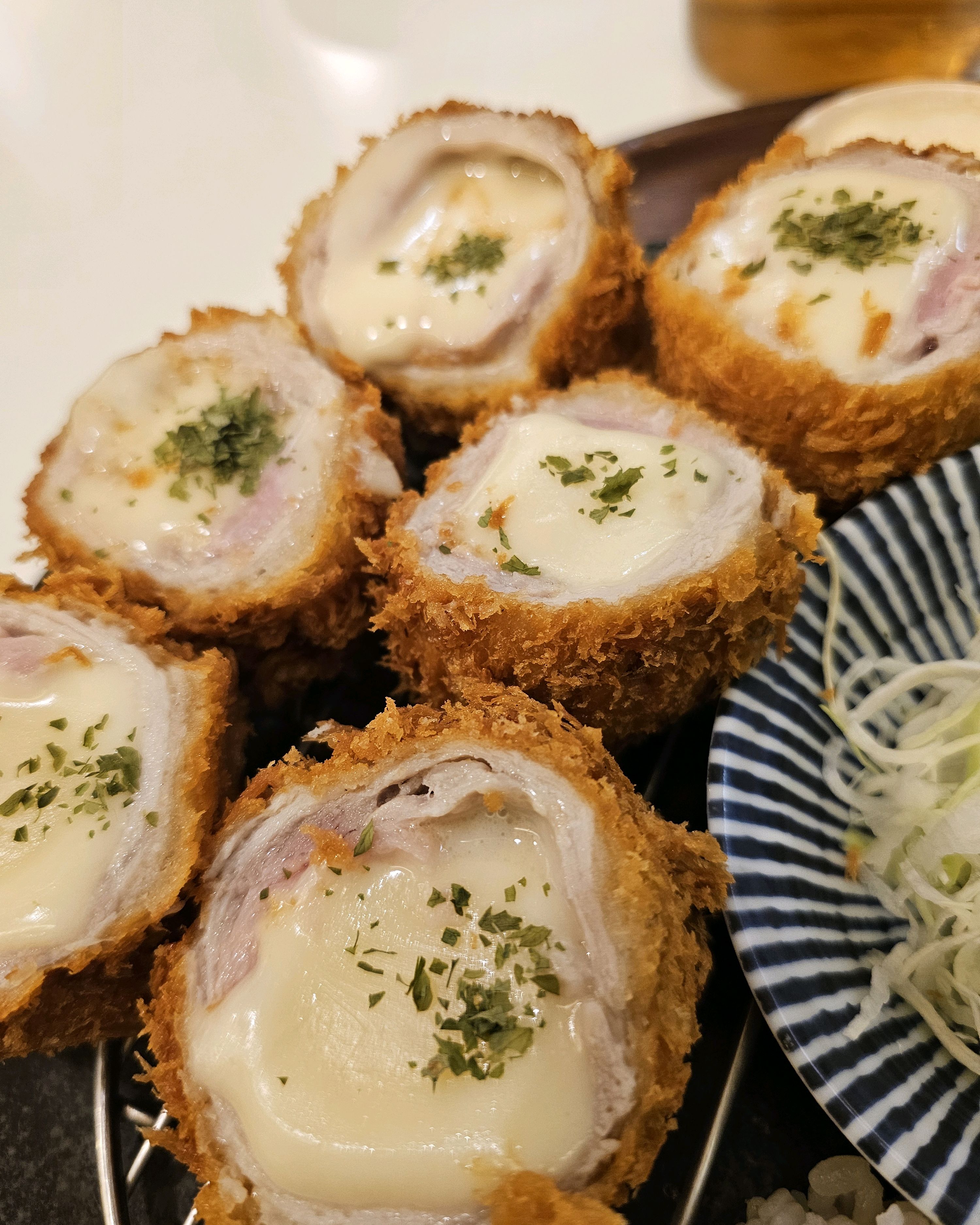 오랜만에 치즈카츠 먹으러 왔어요😆😆여전히 변하지 않고, 맛있어요💕💕 - 부천역 맛집 백소정 부천역점