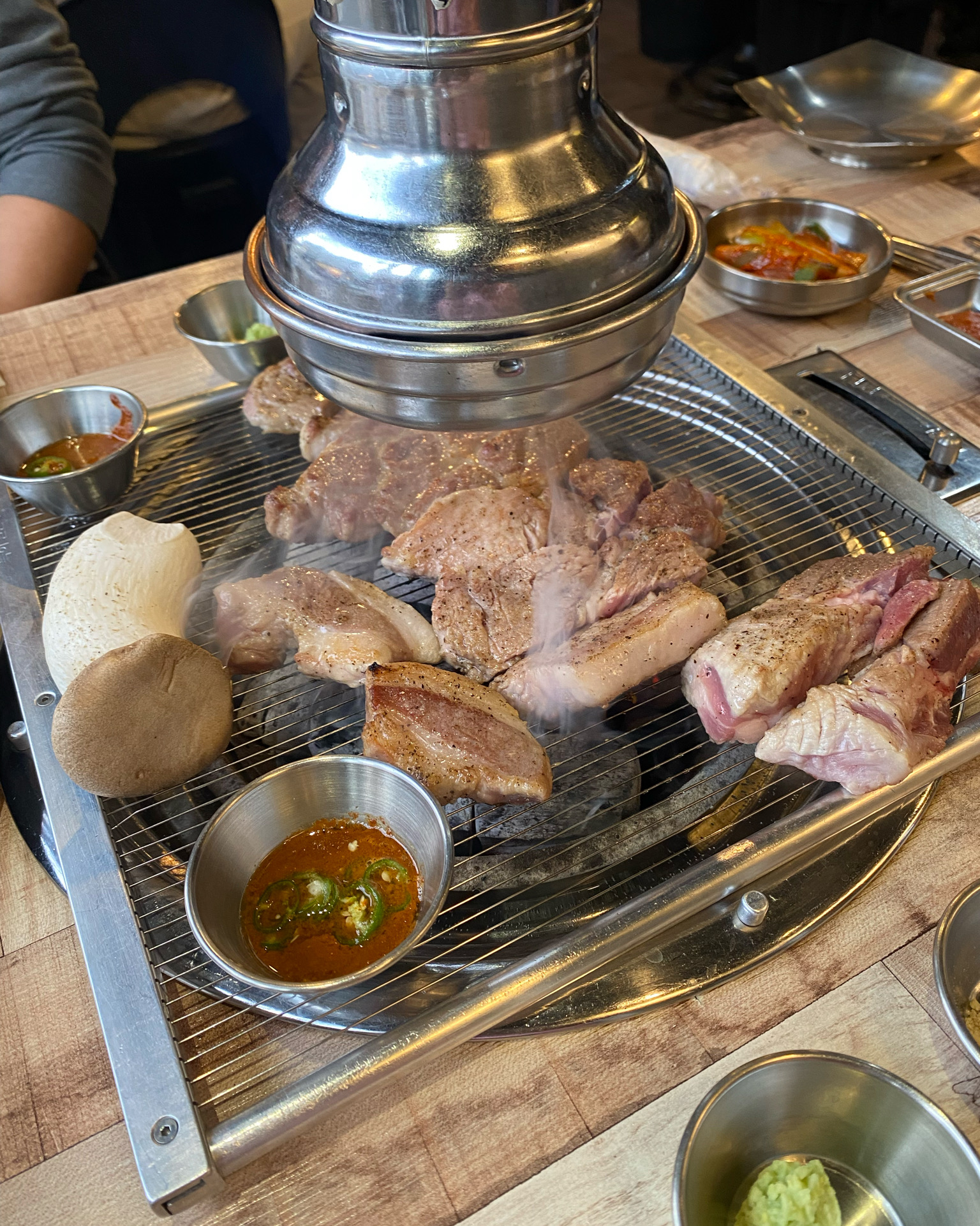 여기 거의 10번째 방문입니다. 항상 남자친구랑 왔었는데, 이번에 가족들 데리고 방문했습니