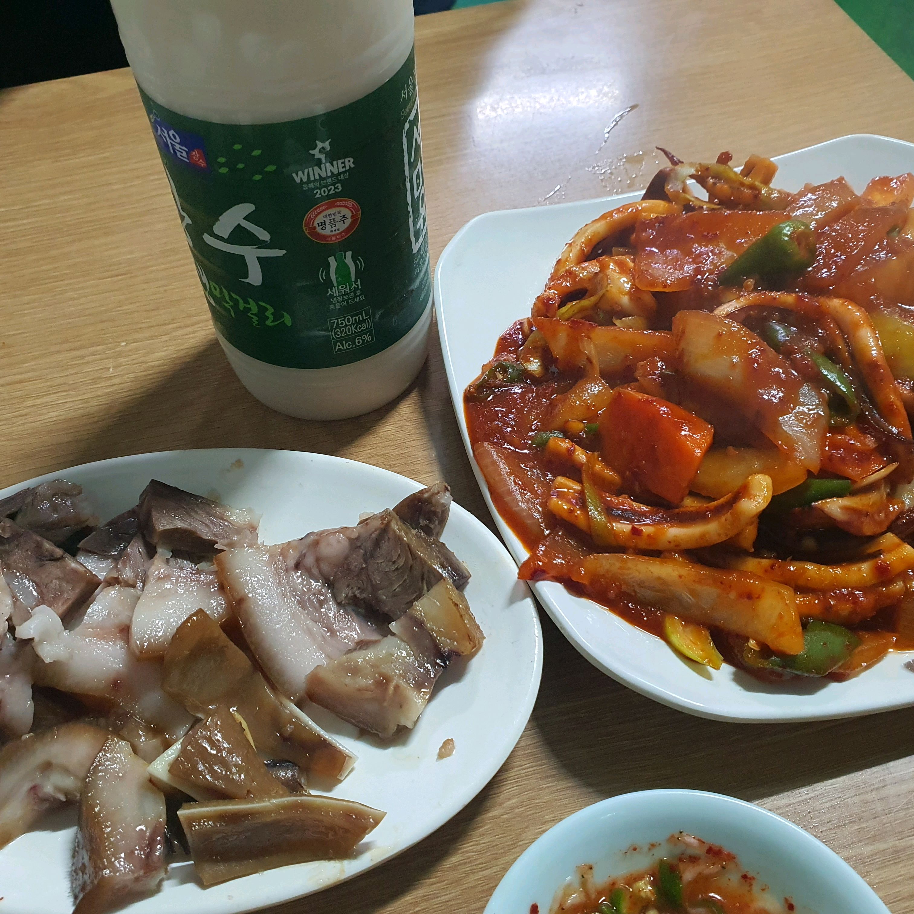 안주 가성비 좋고 맛도 좋아요. - 천호동 맛집 쌍둥이네포장마차