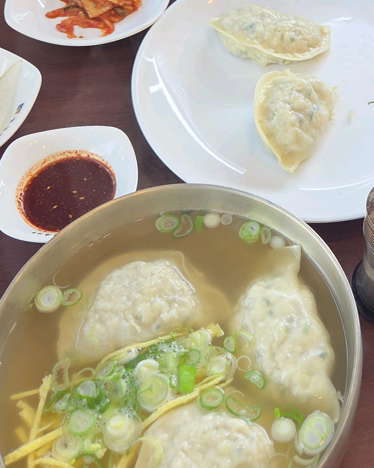 만둣국 맛있어요 - 대전 맛집 숯골원냉면 본점