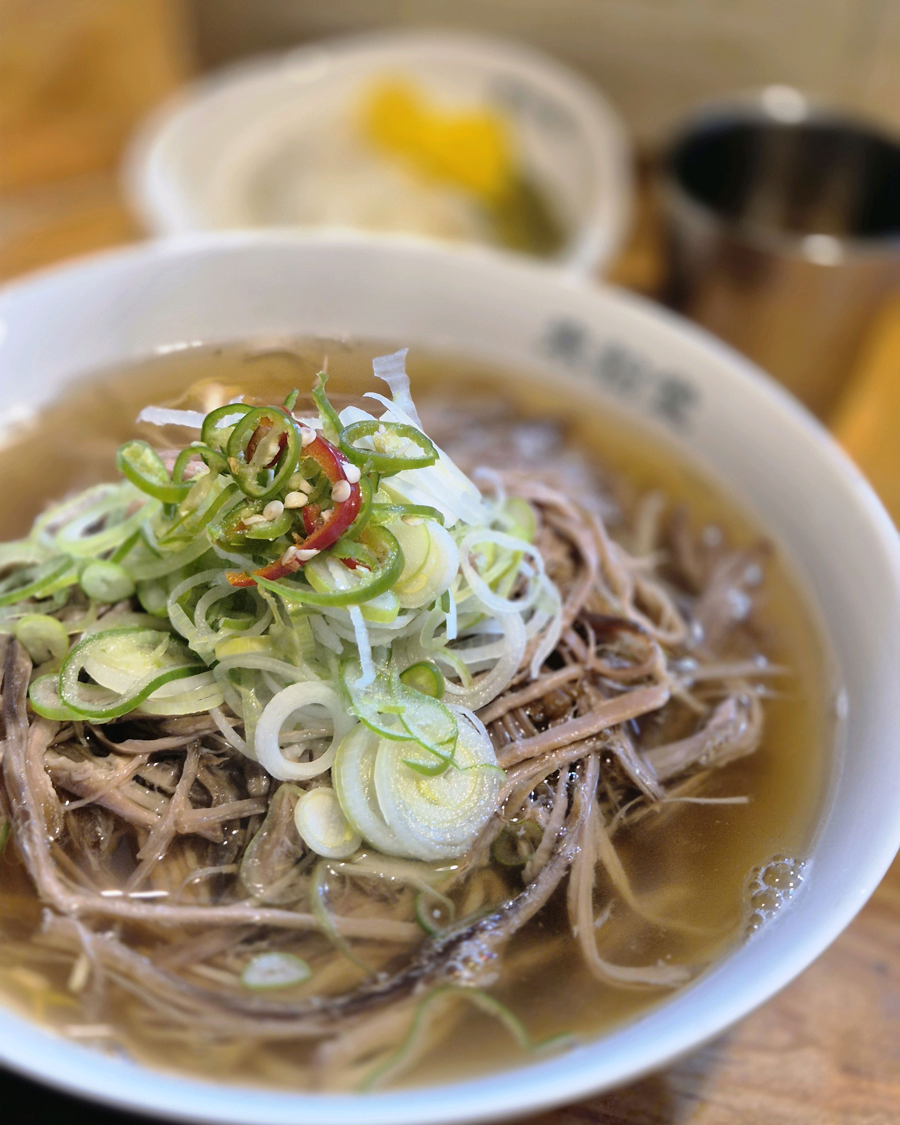 조용히 혼밥할 수 있어서 좋습니다. 양도 많고 맛있습니다. - 신촌역 맛집 미분당 신촌본점