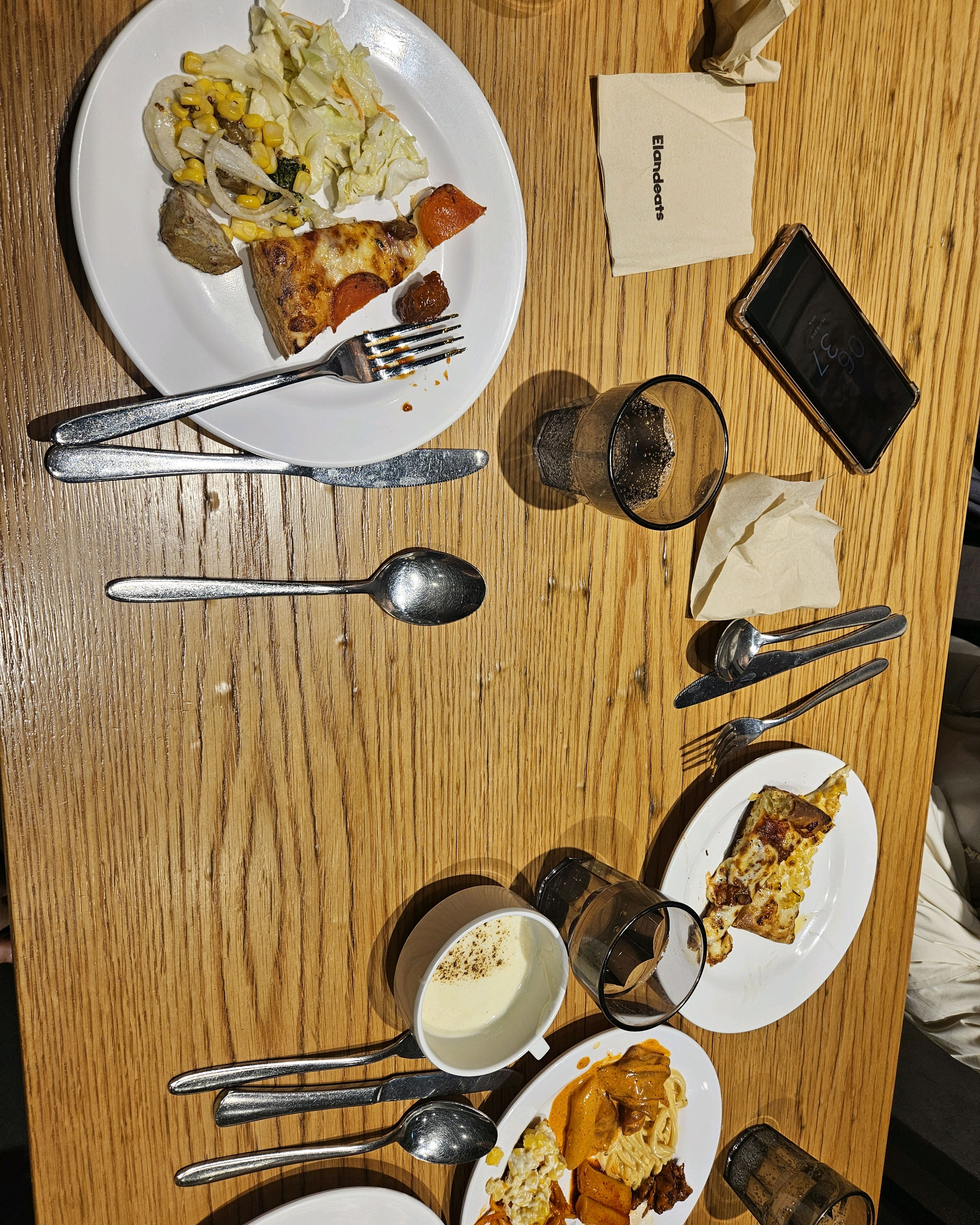 피자 좋아하는 아이와 주말 저녁 좋은곳이에요 - 유성온천 맛집 피자몰 NC대전유성점