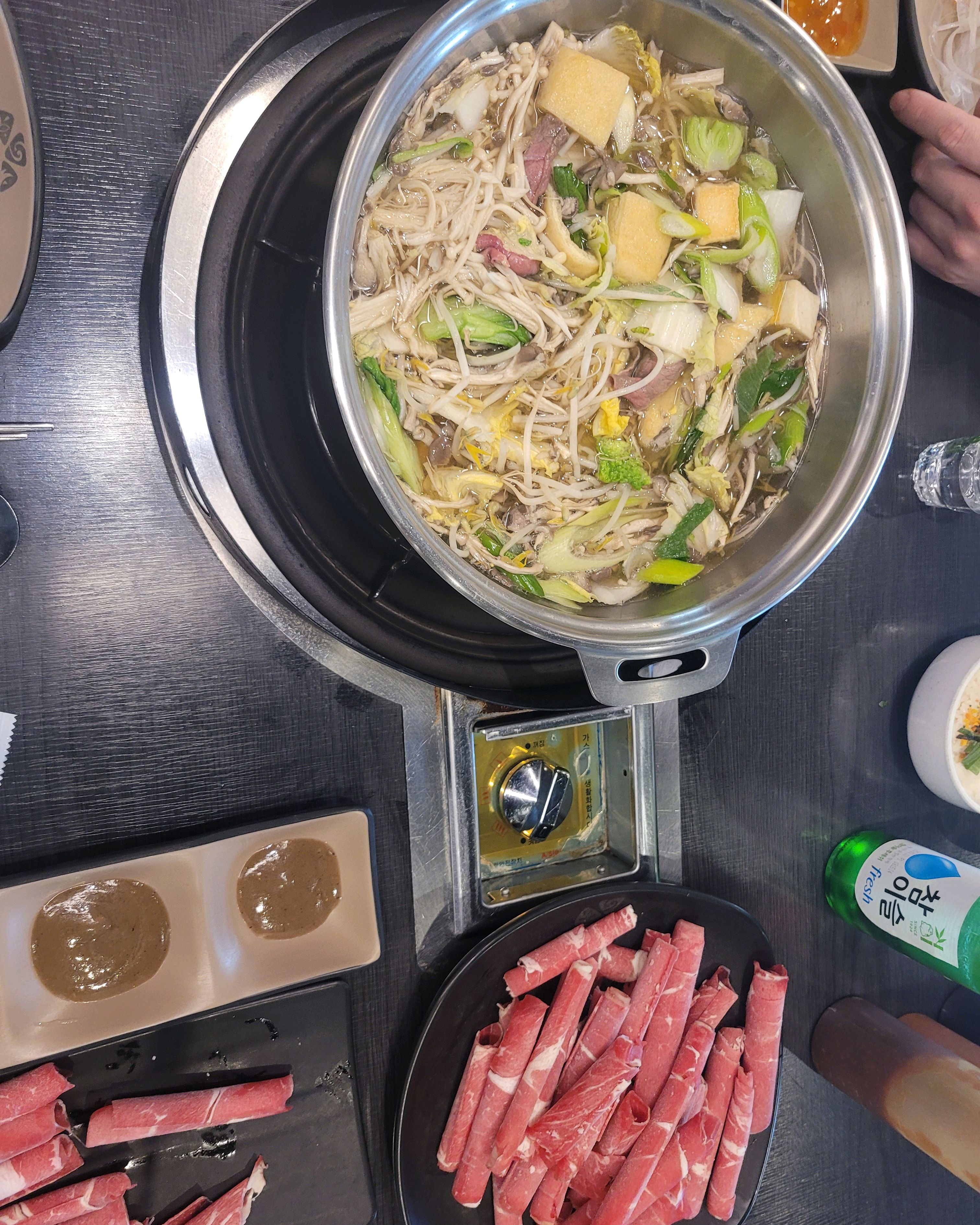 매장깨끗하고. - 부천역 맛집 소담촌 부천역점