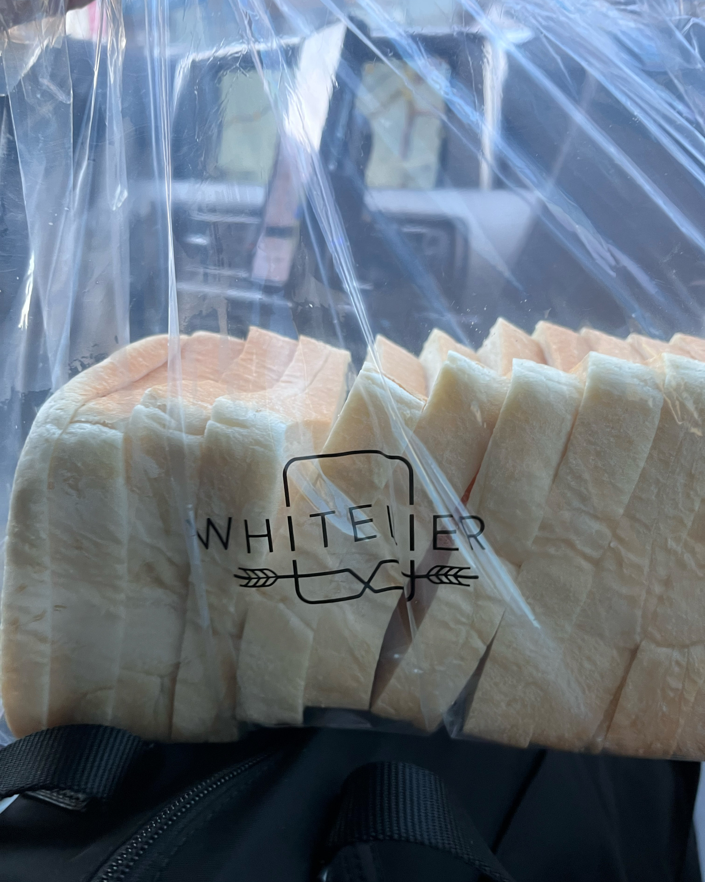 식빵계의 에르메스라... - 망포역 맛집 화이트리에 망포점