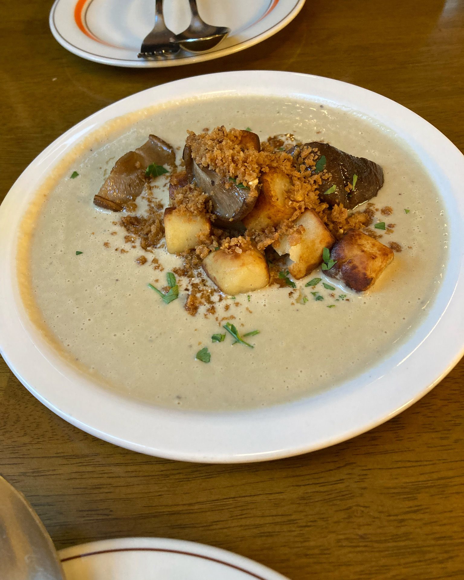 뇨끼는 맛있고 명란파스타는 맛이 미묘했다 - 대전 맛집 카라멜