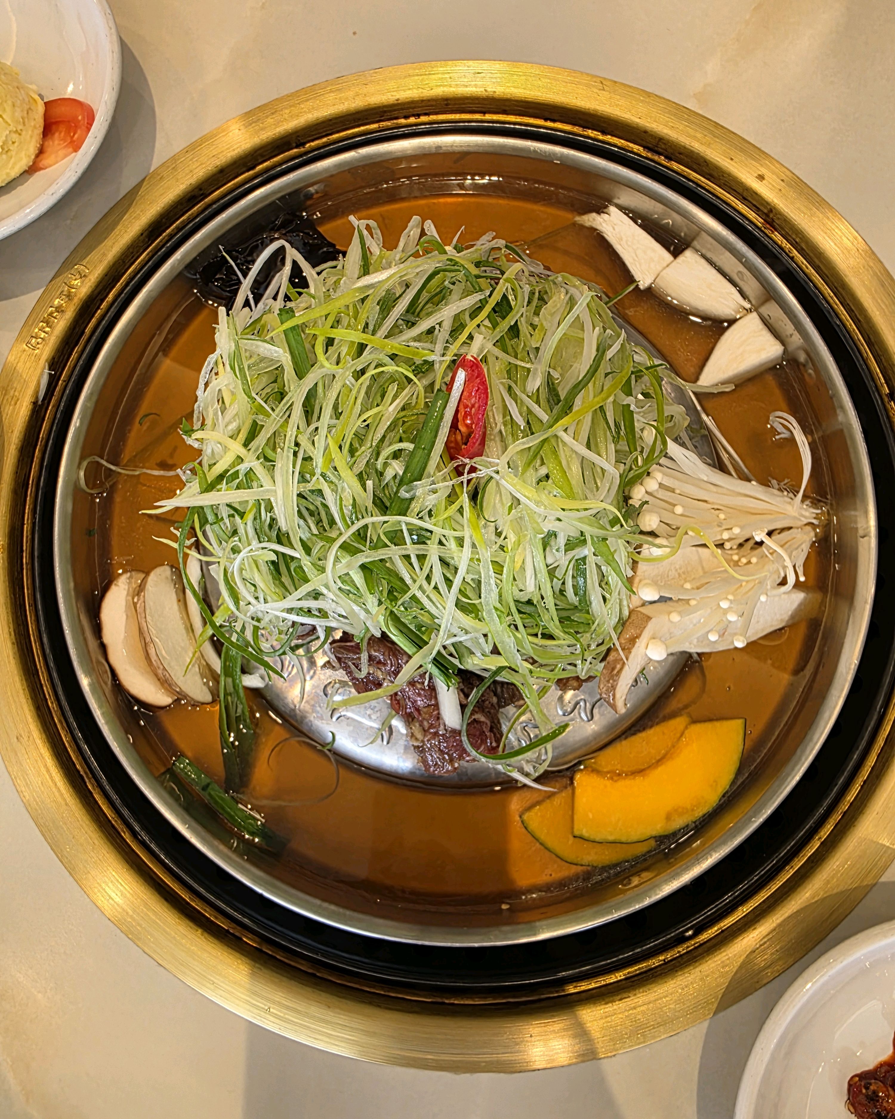 원촌동 새로 생긴 한우집인데 평양냉면 불고기도 진짜 맛있어요! 갑천뷰가 멋지고 주차장도 넓