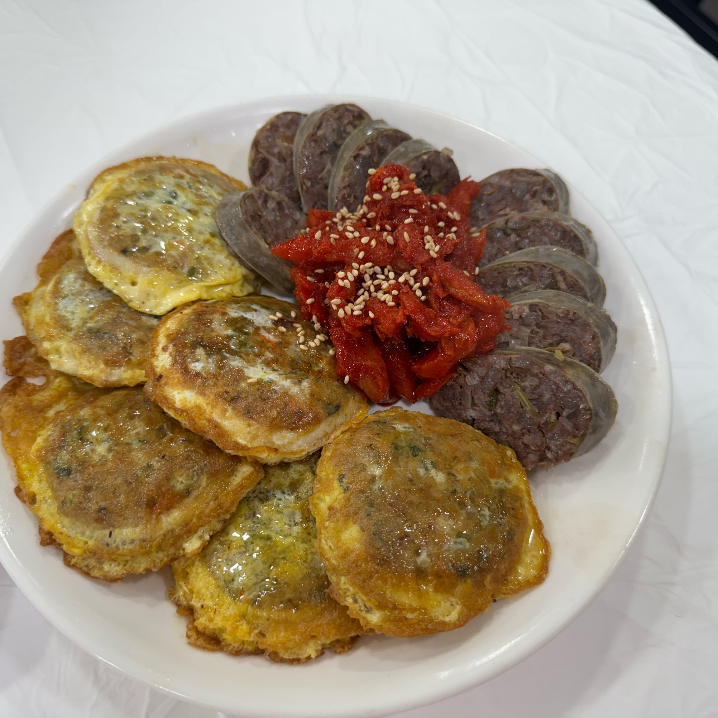 크기도 크고 푸짐한 편이라 한끼든든하게 먹고 왔어요! - 아바이마을 맛집 아바이마을고원