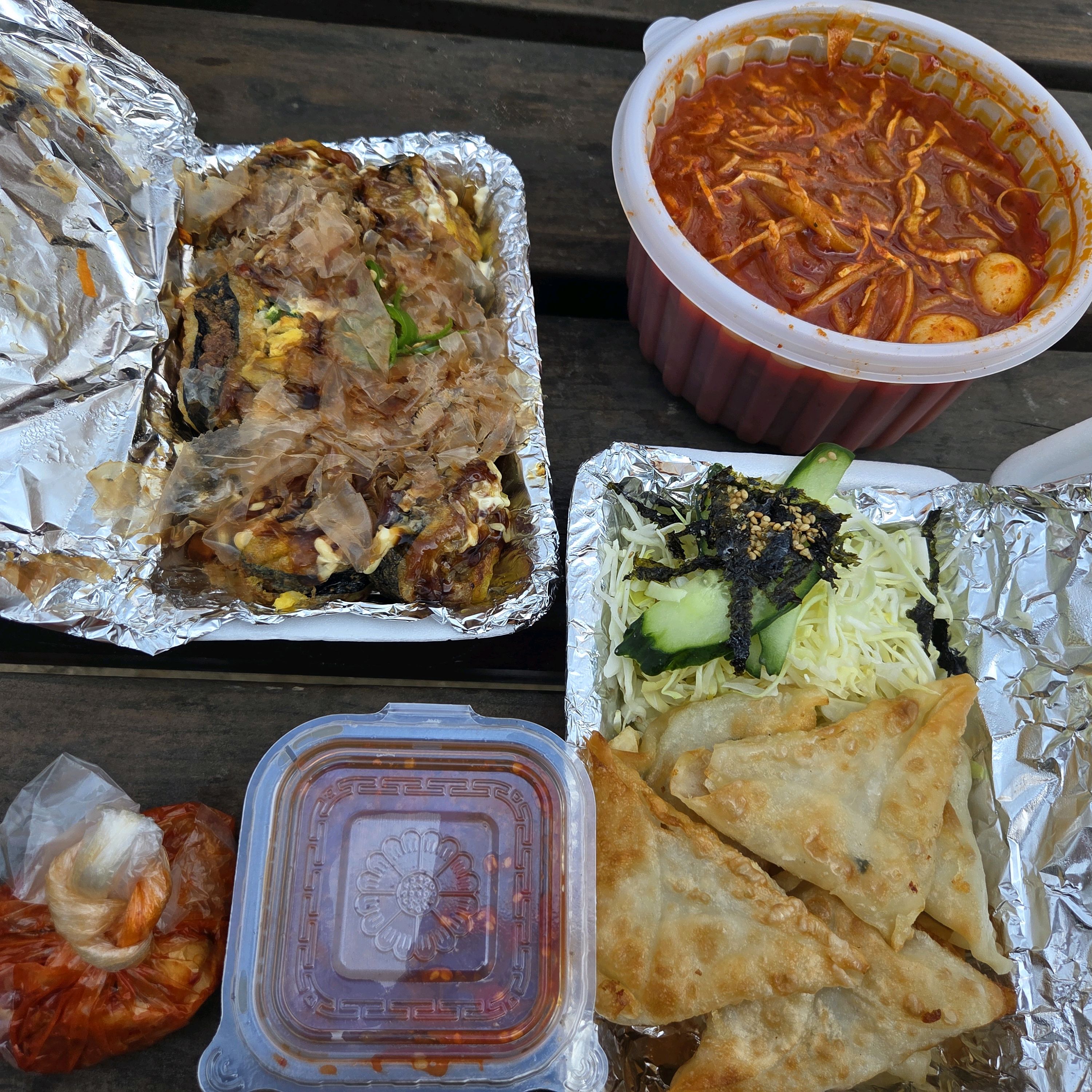 줄이 길어서 포장했어요 - 대구 맛집 신서문김밥